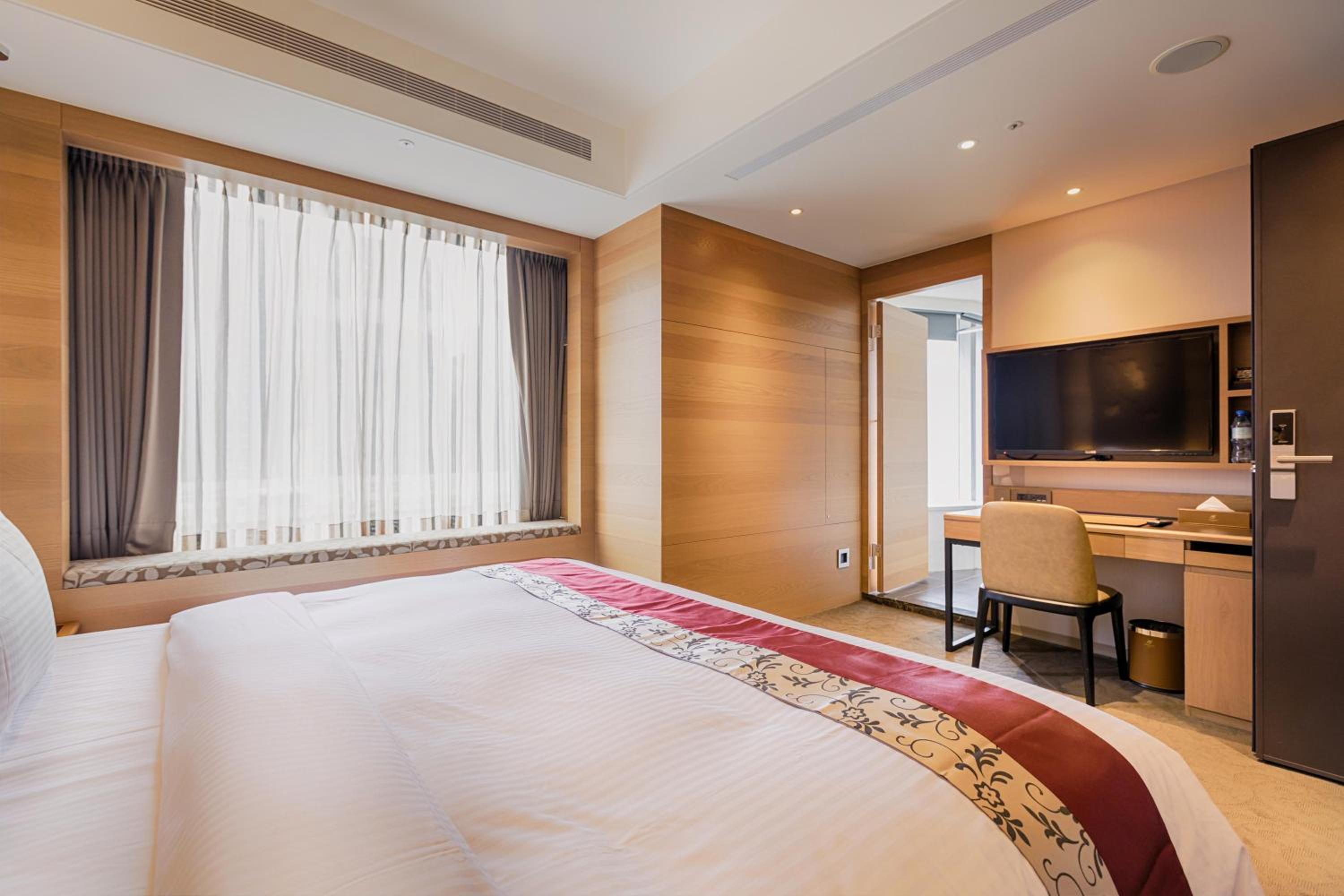 Superior King Room photo 3