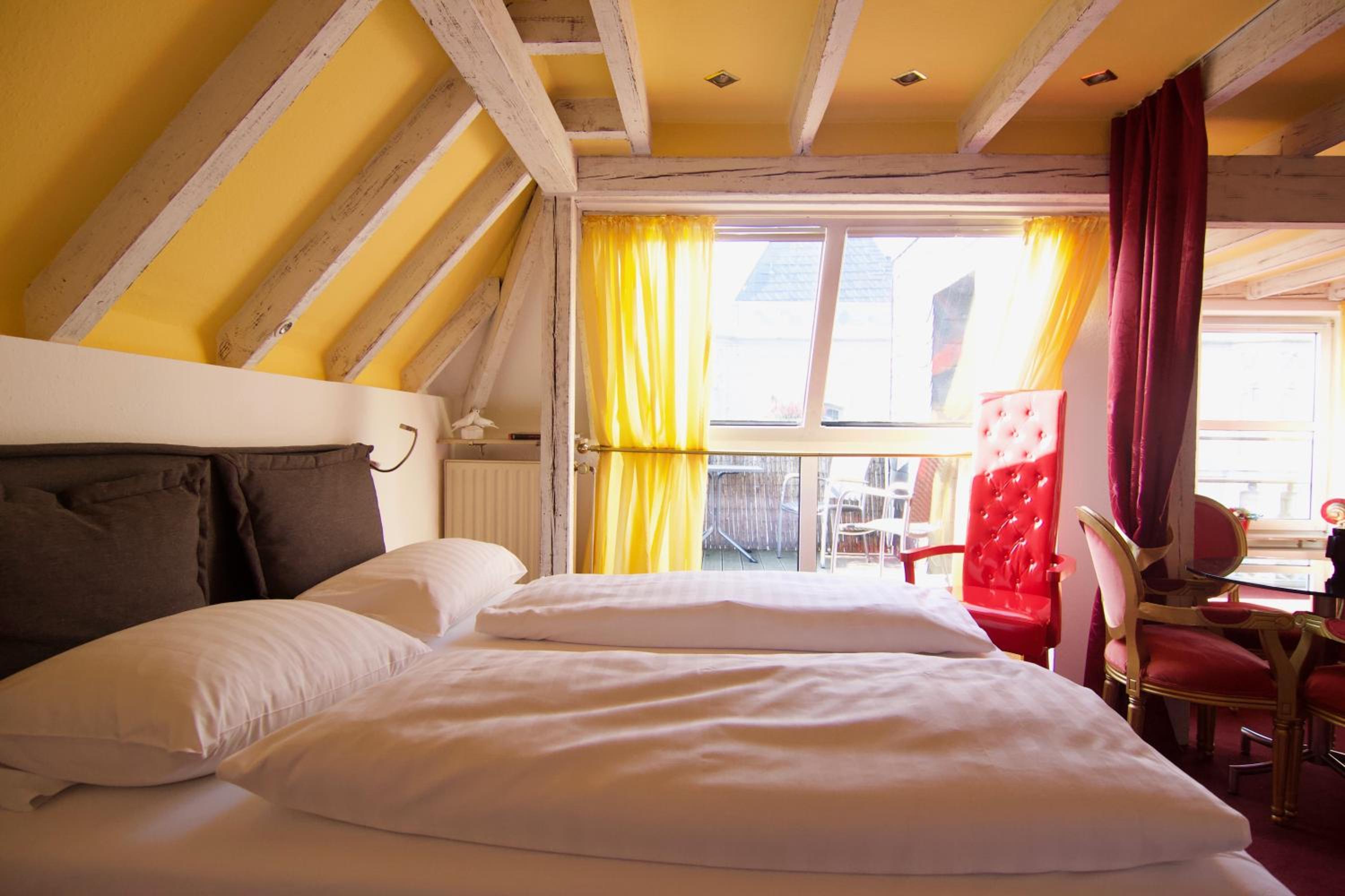 Junior Suite with Terrace - Photo 3