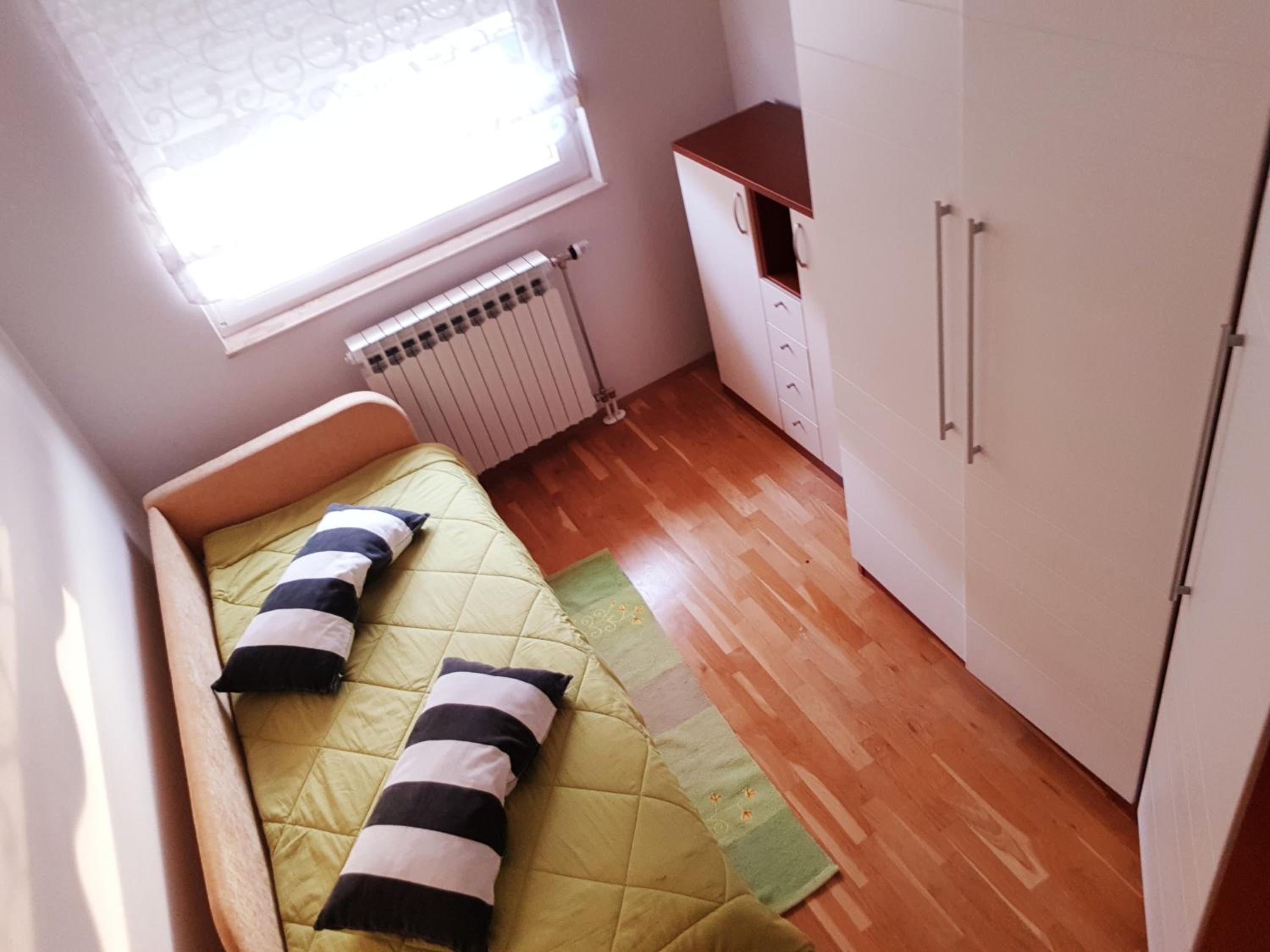 Apartment - Photo 32