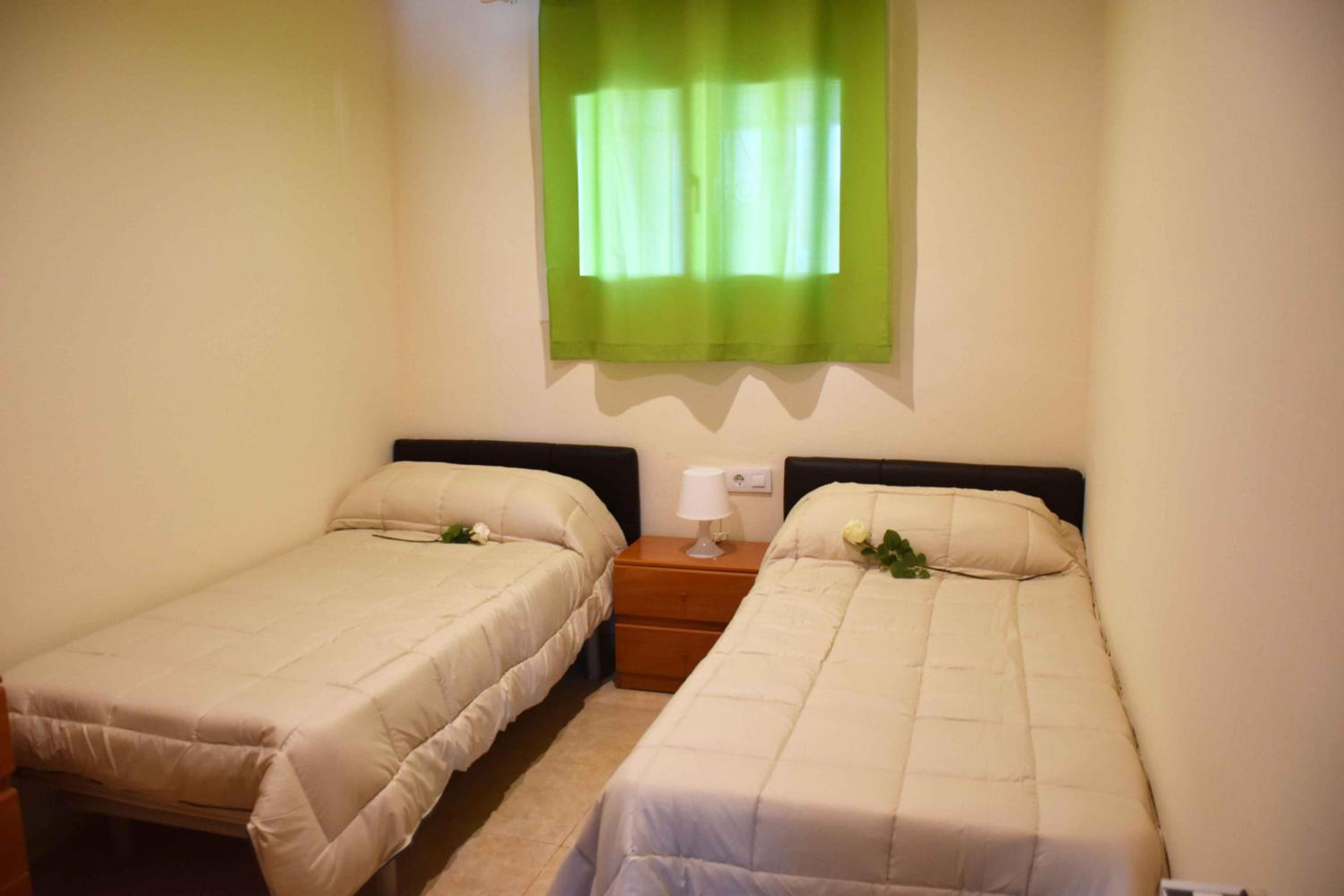 Apartamento de Dos Habitaciones con Terraza
