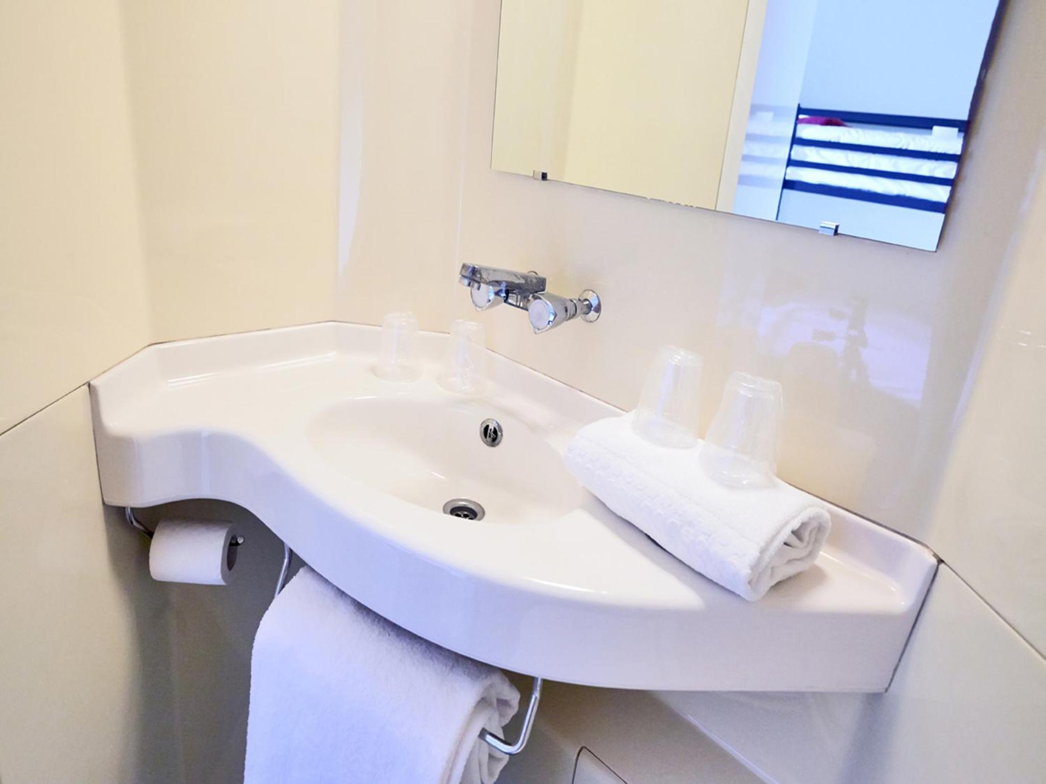 Double Room - Photo 3