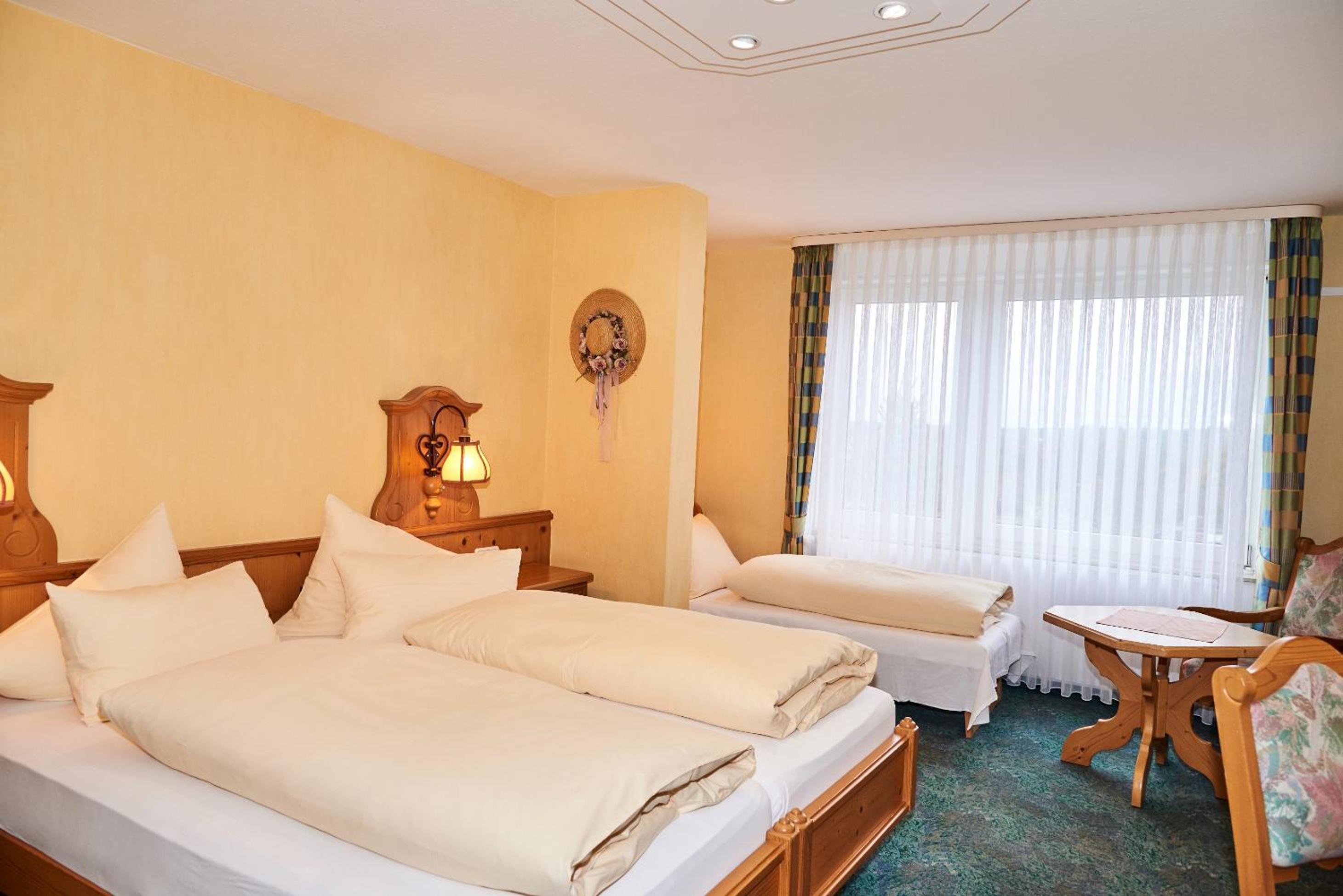 Double Room with Aircondition photo 2