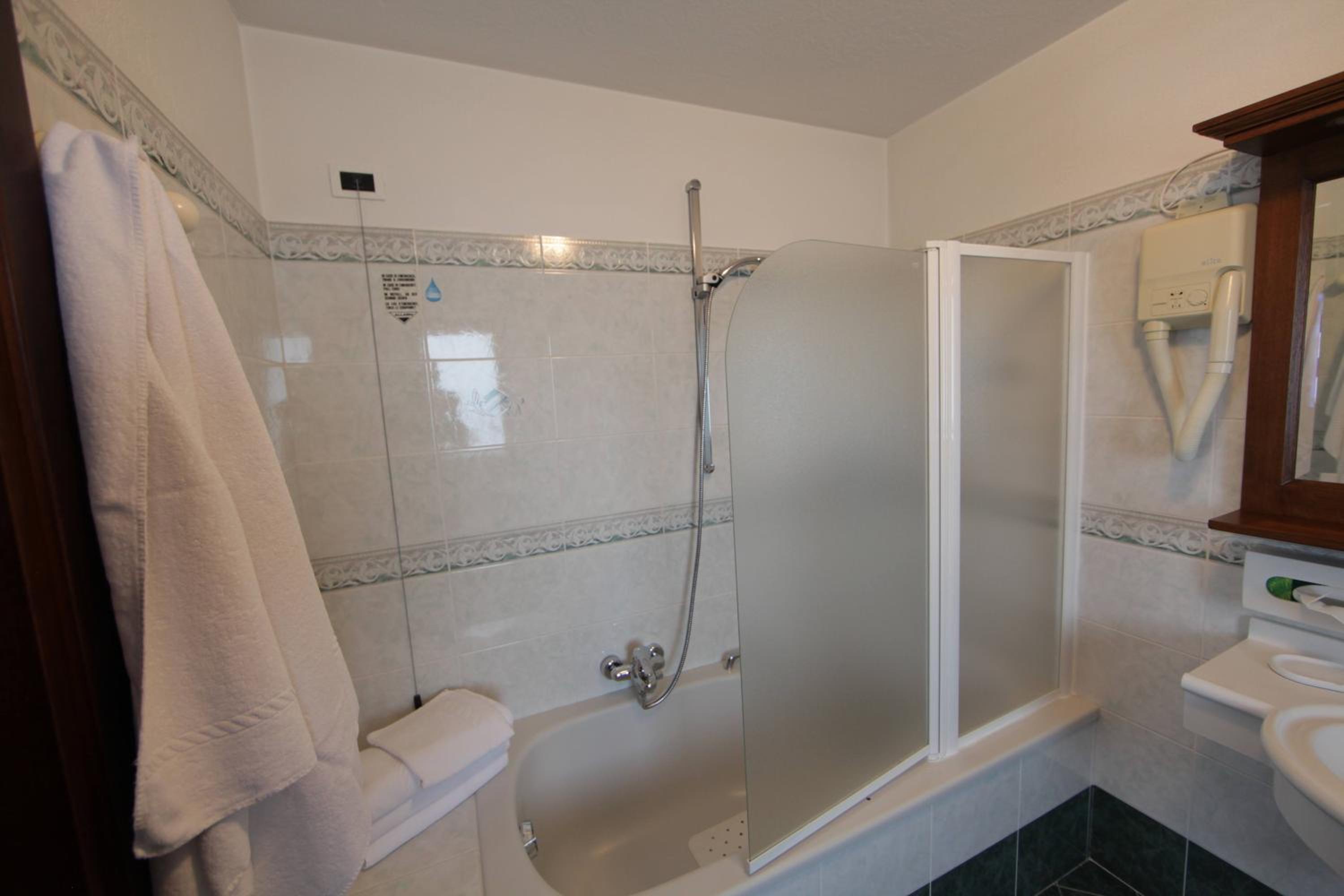 Classic Suite - Photo 7