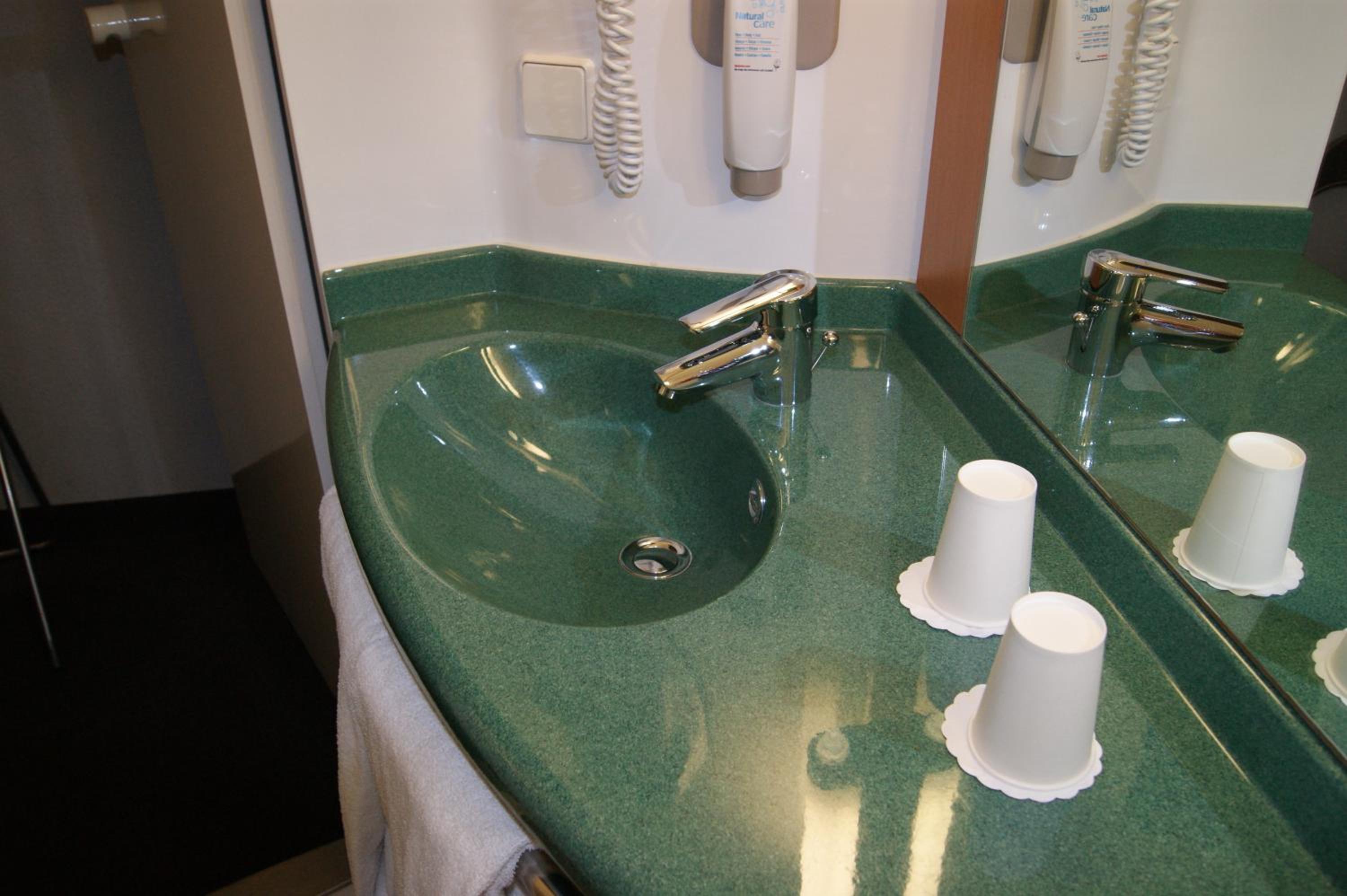 Triple Room - Photo 10