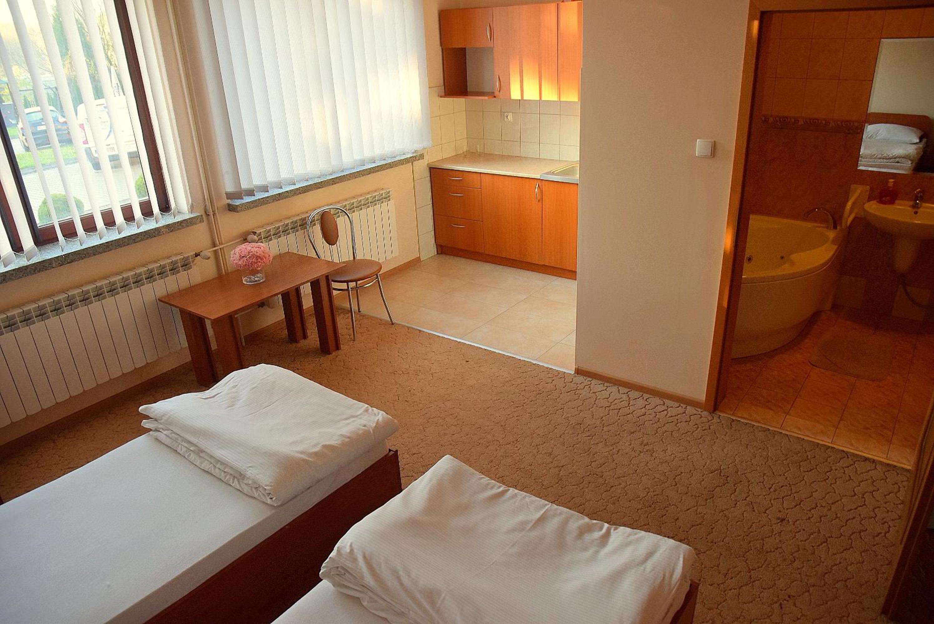 Budget Twin Room photo 1