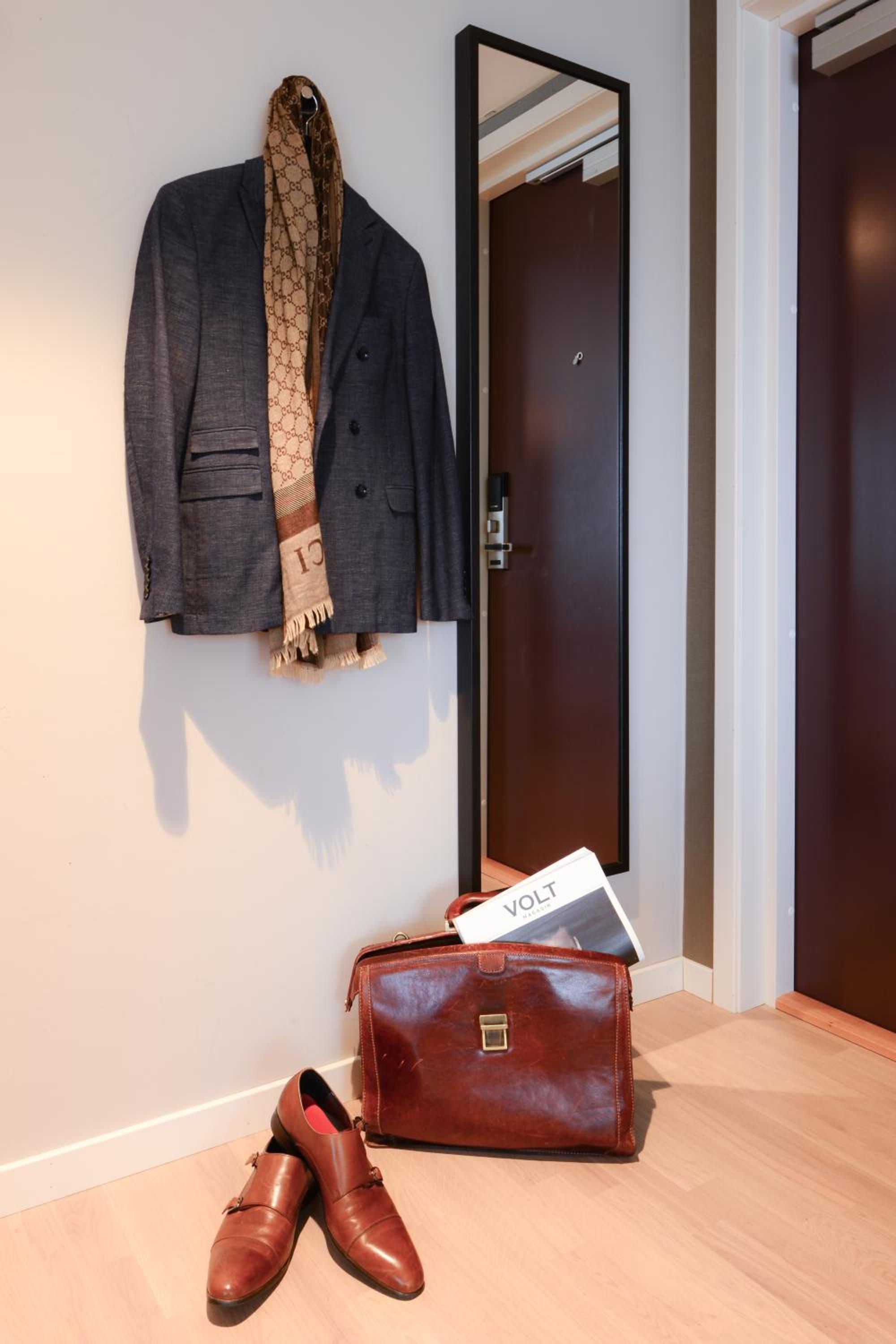 Standard Twin Room - Photo 10