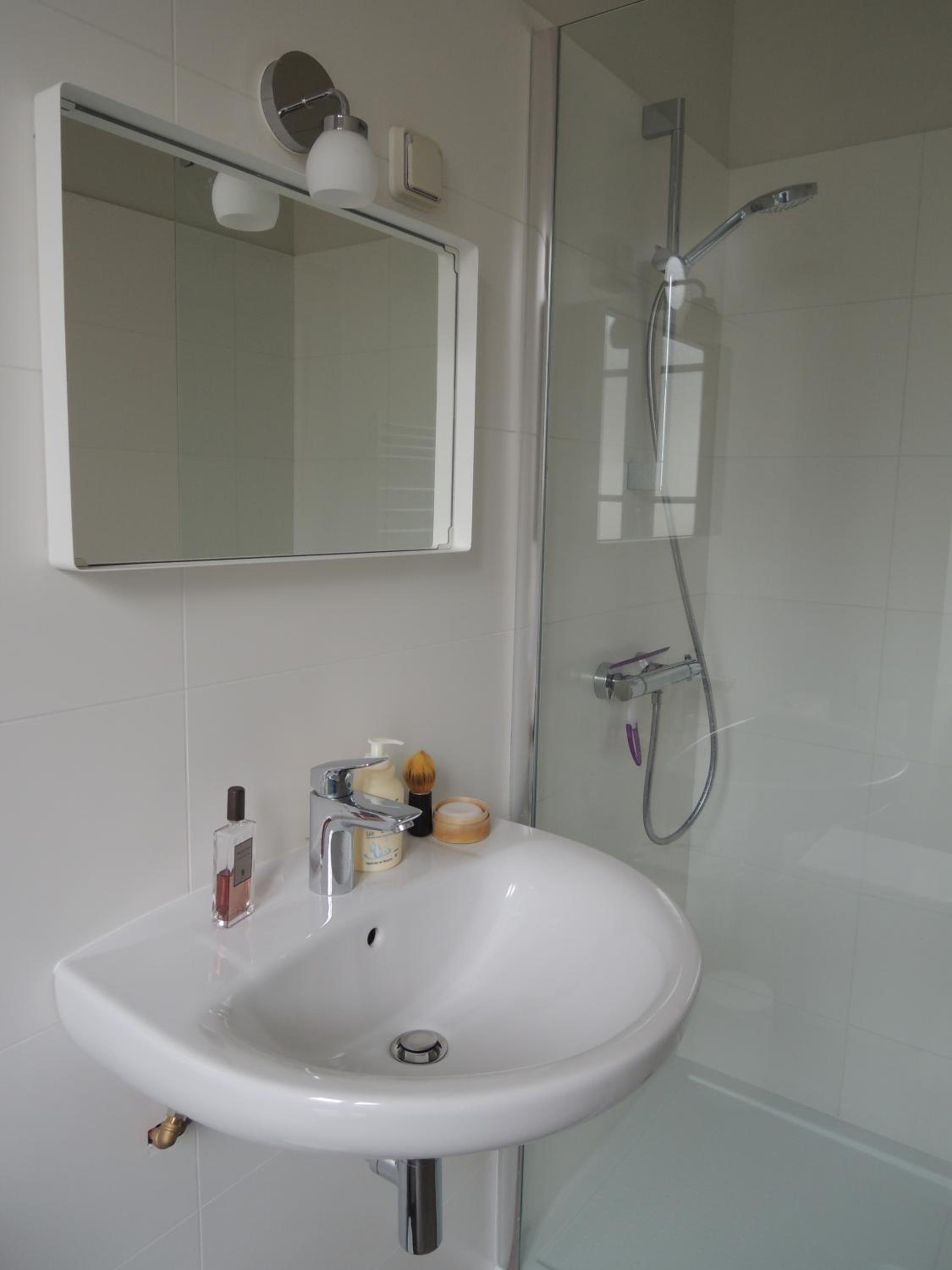 Double or Twin Room - Photo 1