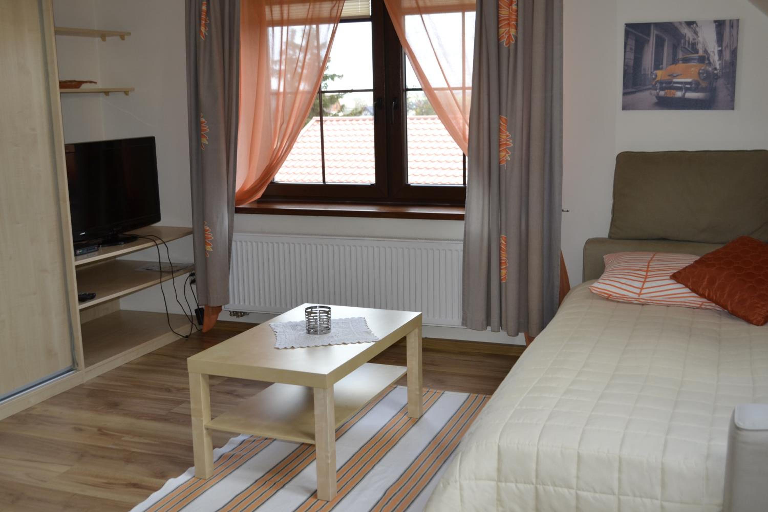 Apartment - Split Level - Photo 9