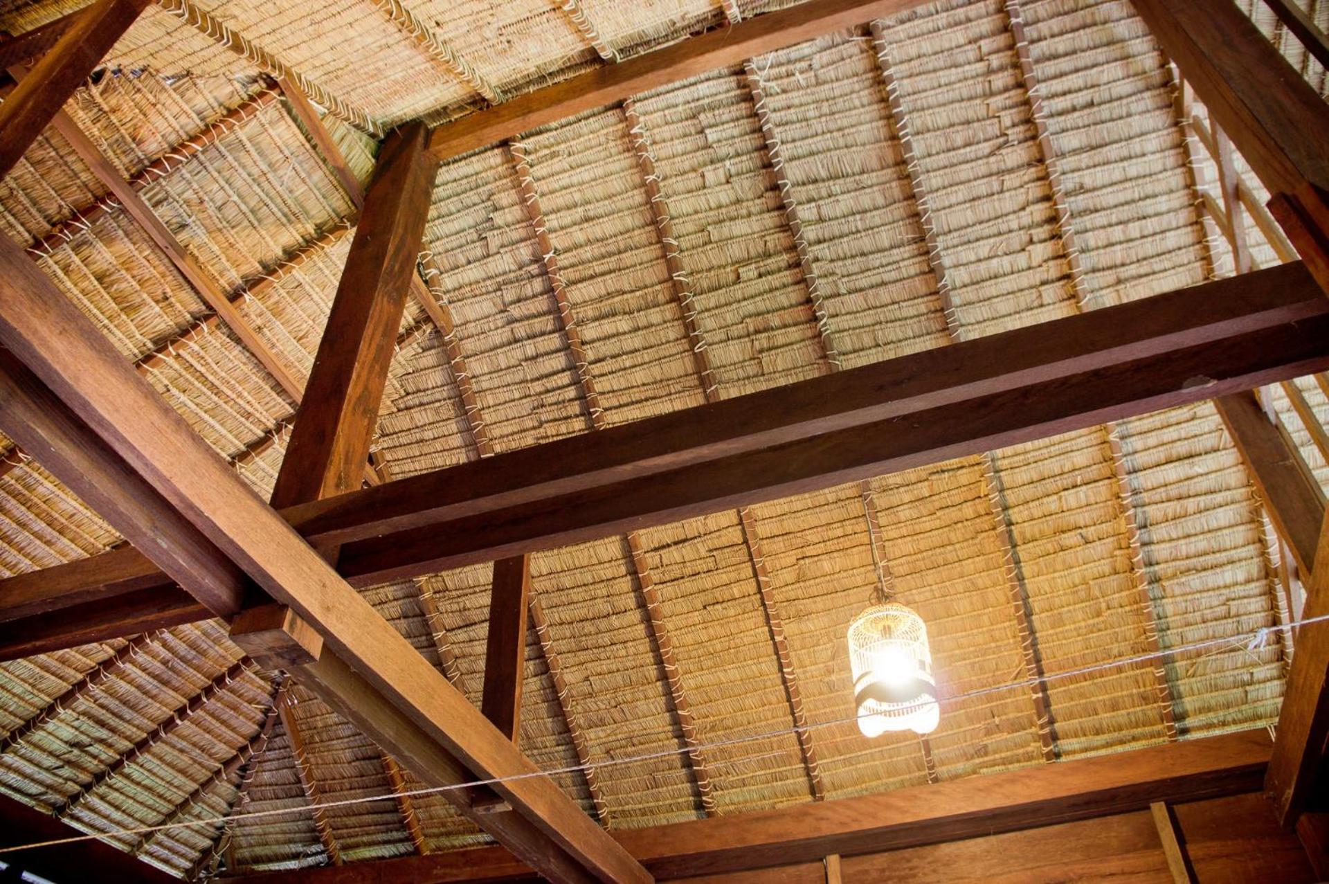 King Room with Balcony - Photo 5