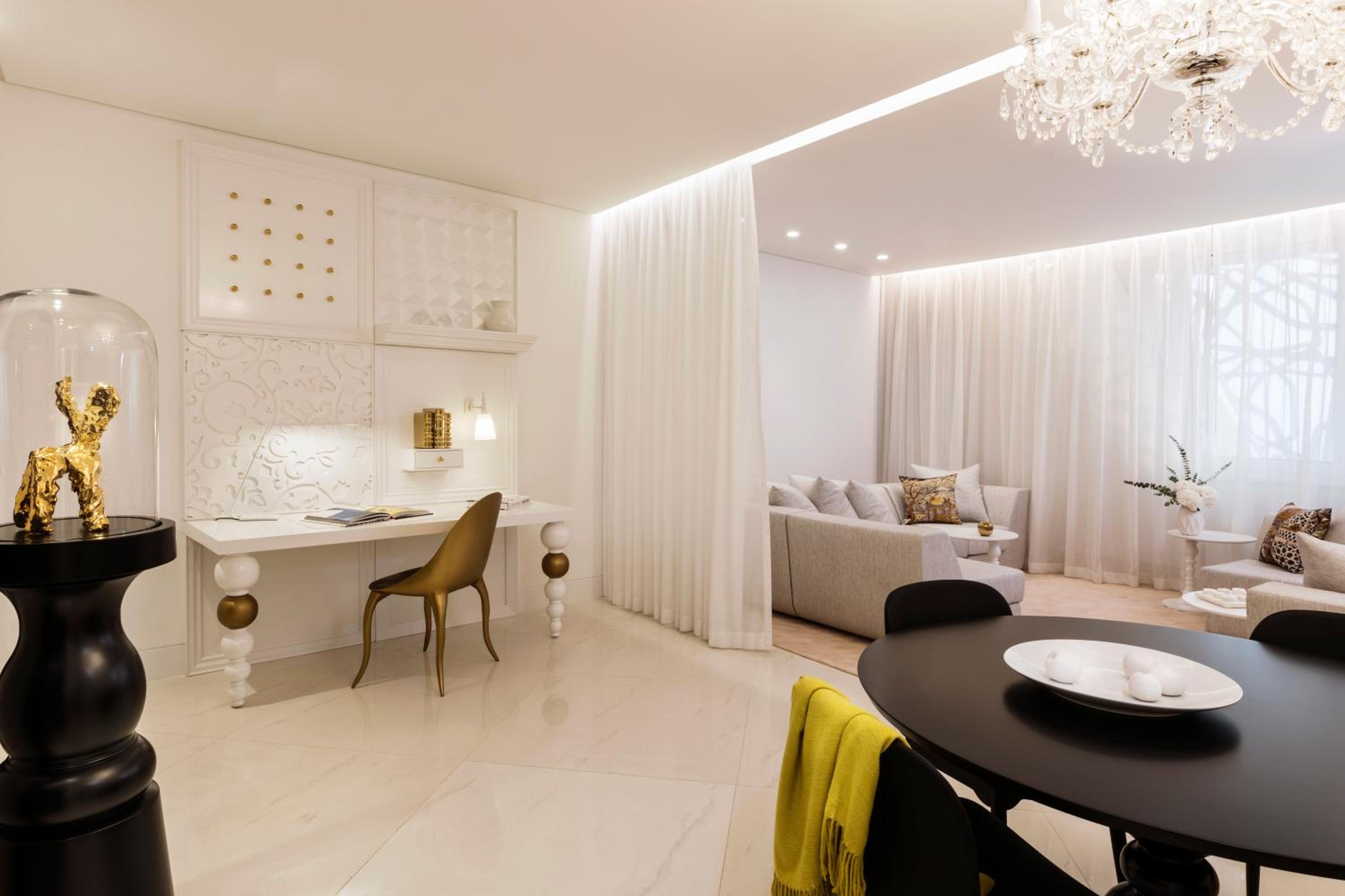 Supreme Deluxe Loft Suite