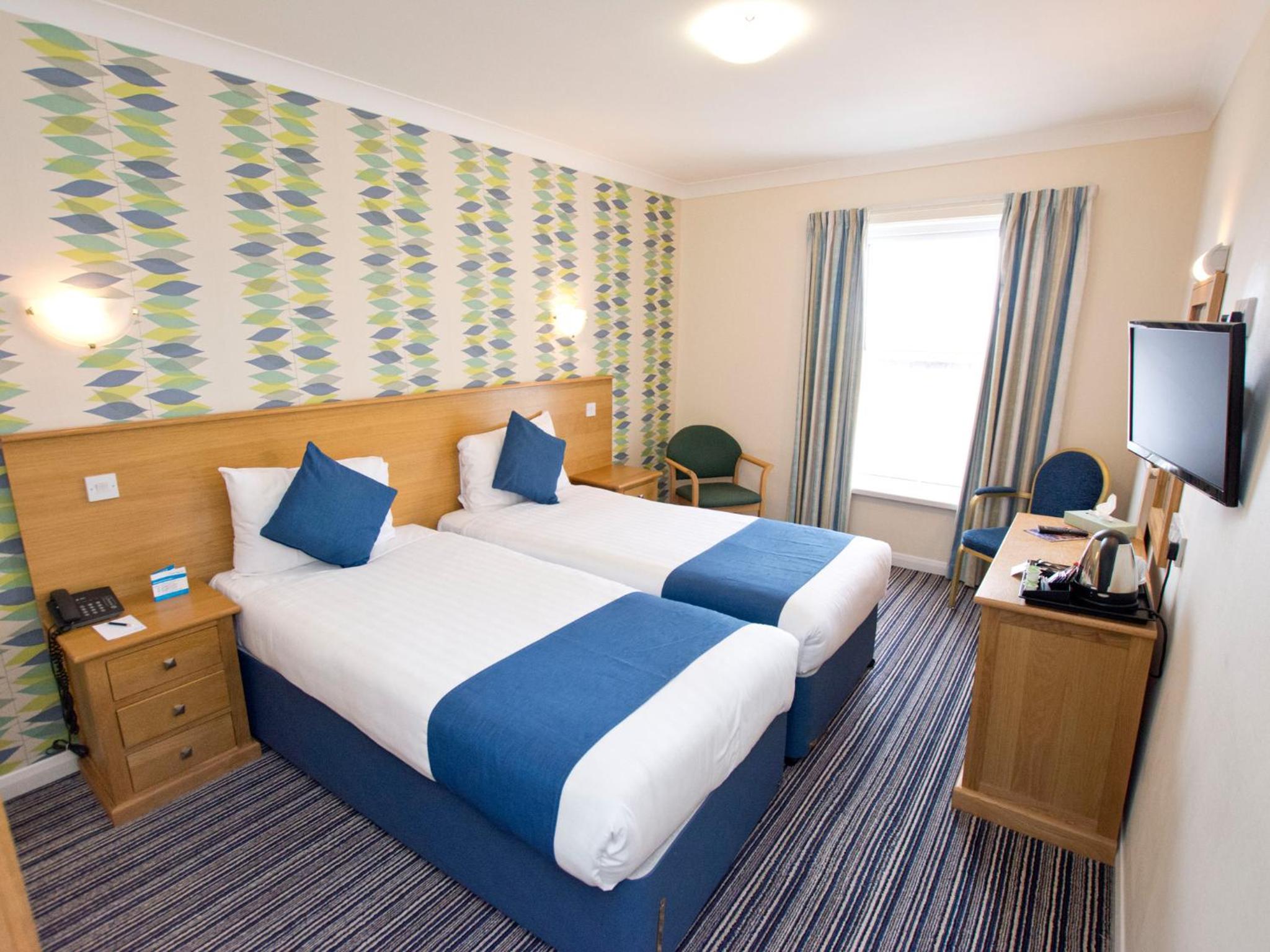 Double or Twin Room with Sea View