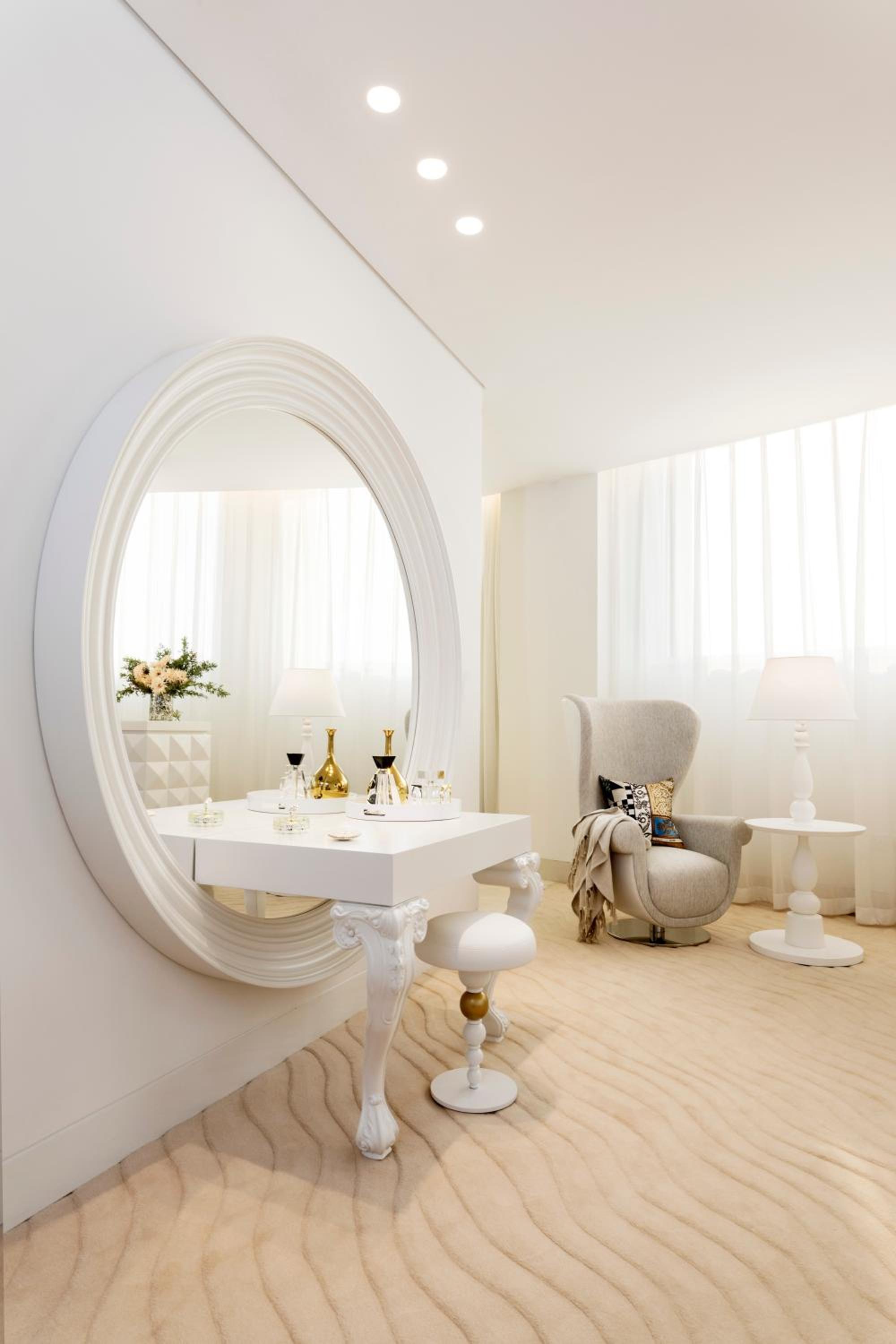 Deluxe King Suite