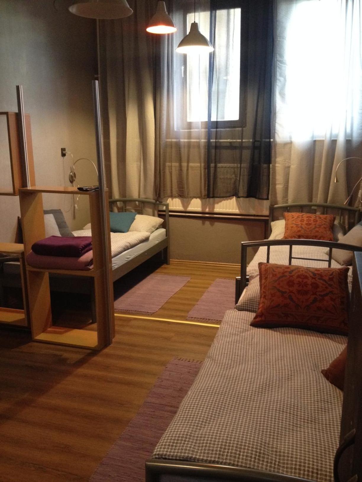 Triple Room with Shared Bathroom photo 3