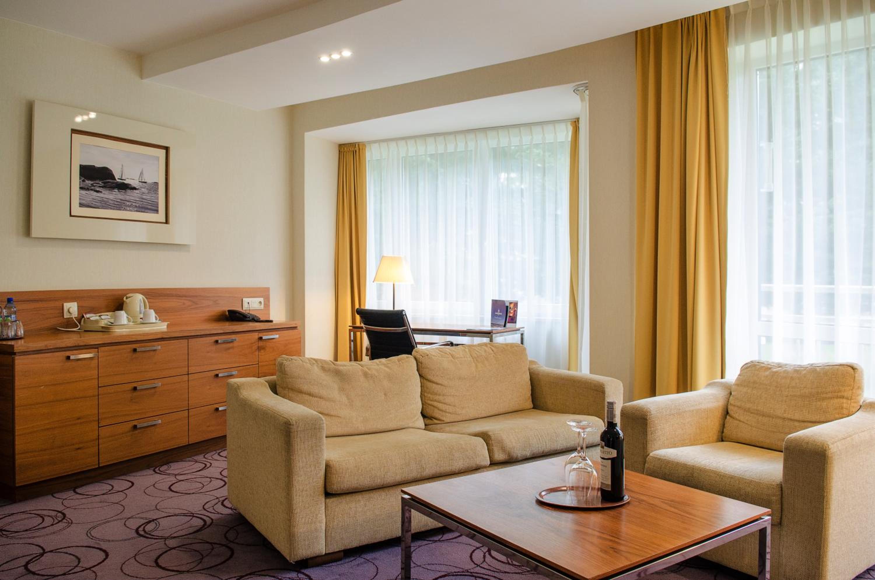 Executive Room - Photo 2