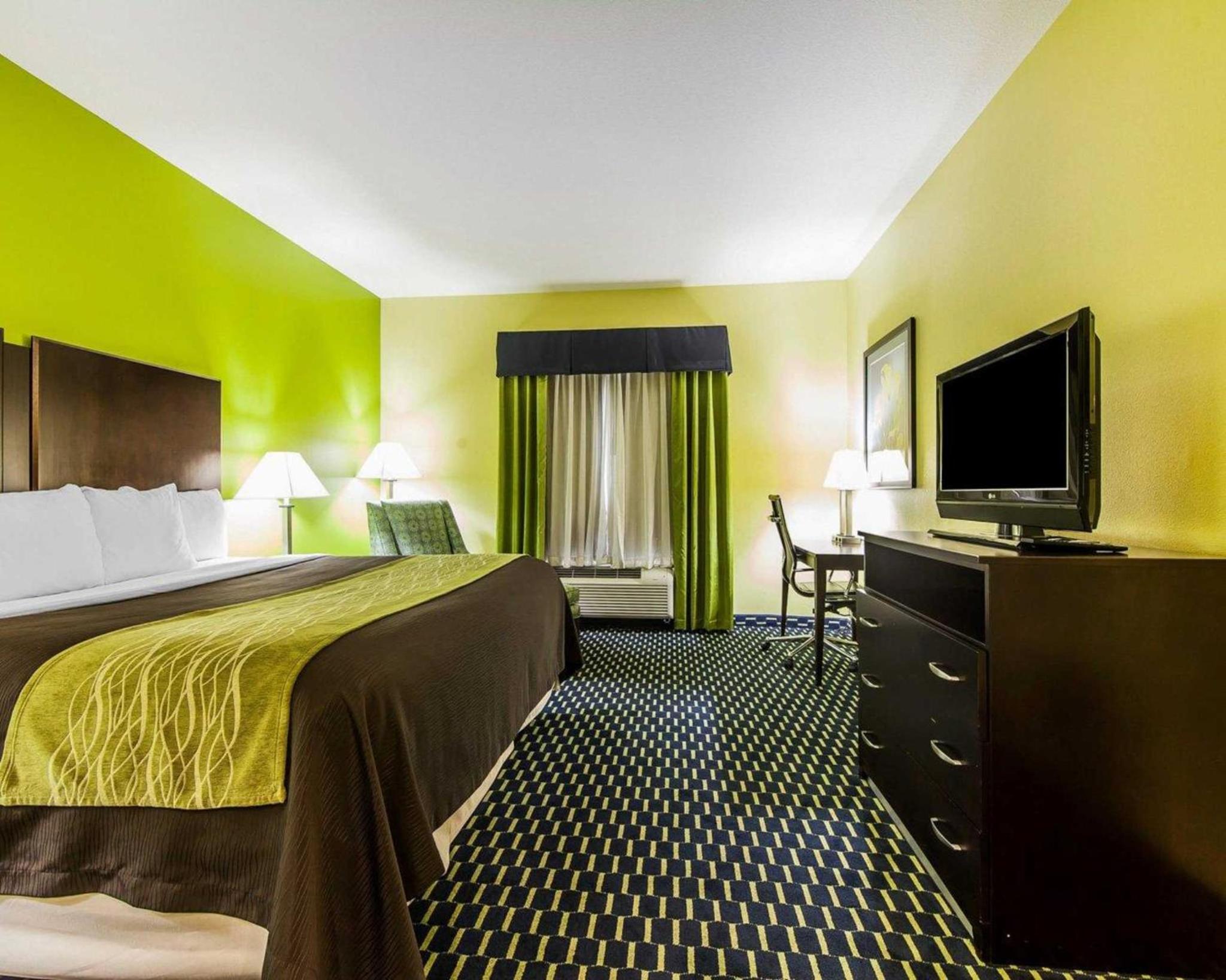 King Room - Disability Access/Non-Smoking - Photo 4