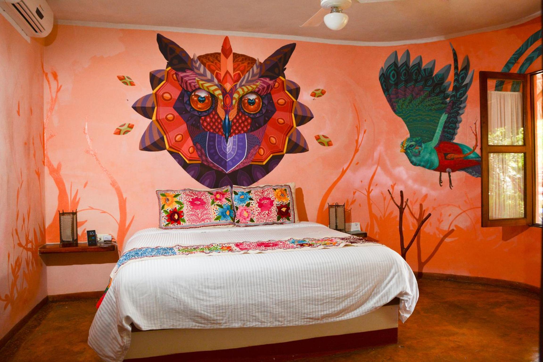 Standard King Room photo 1