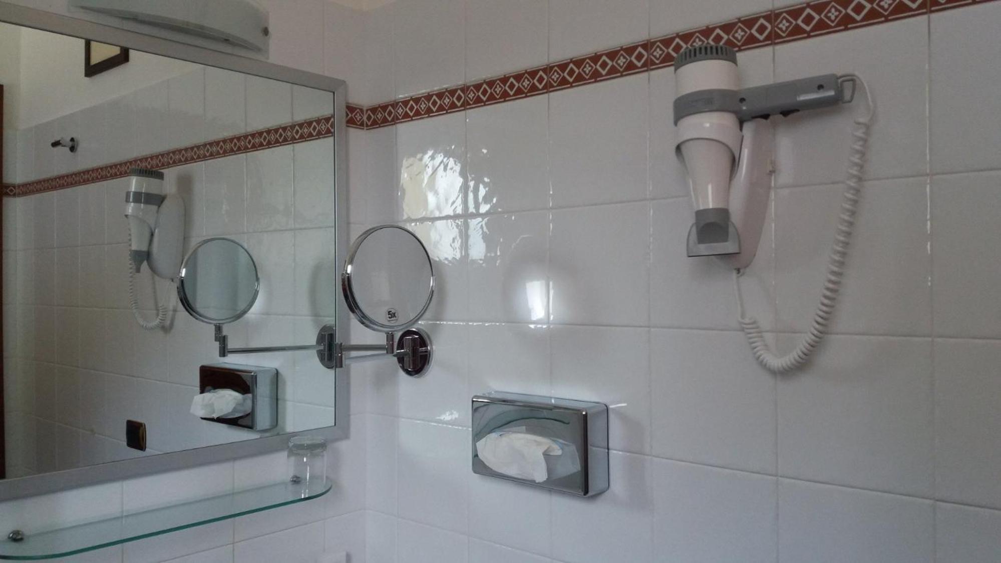 Superior Double Room - Photo 12