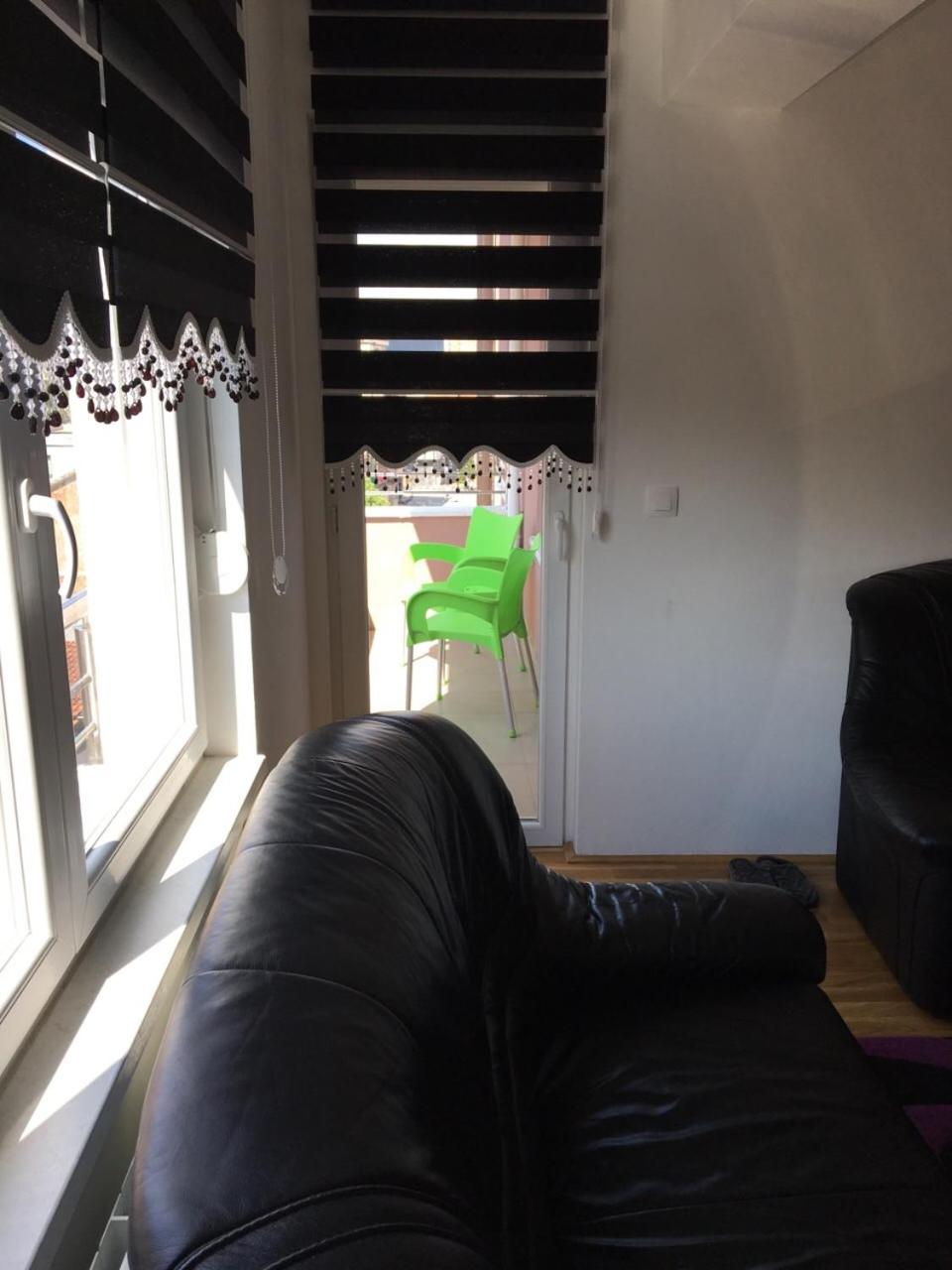 Apartment photo 3