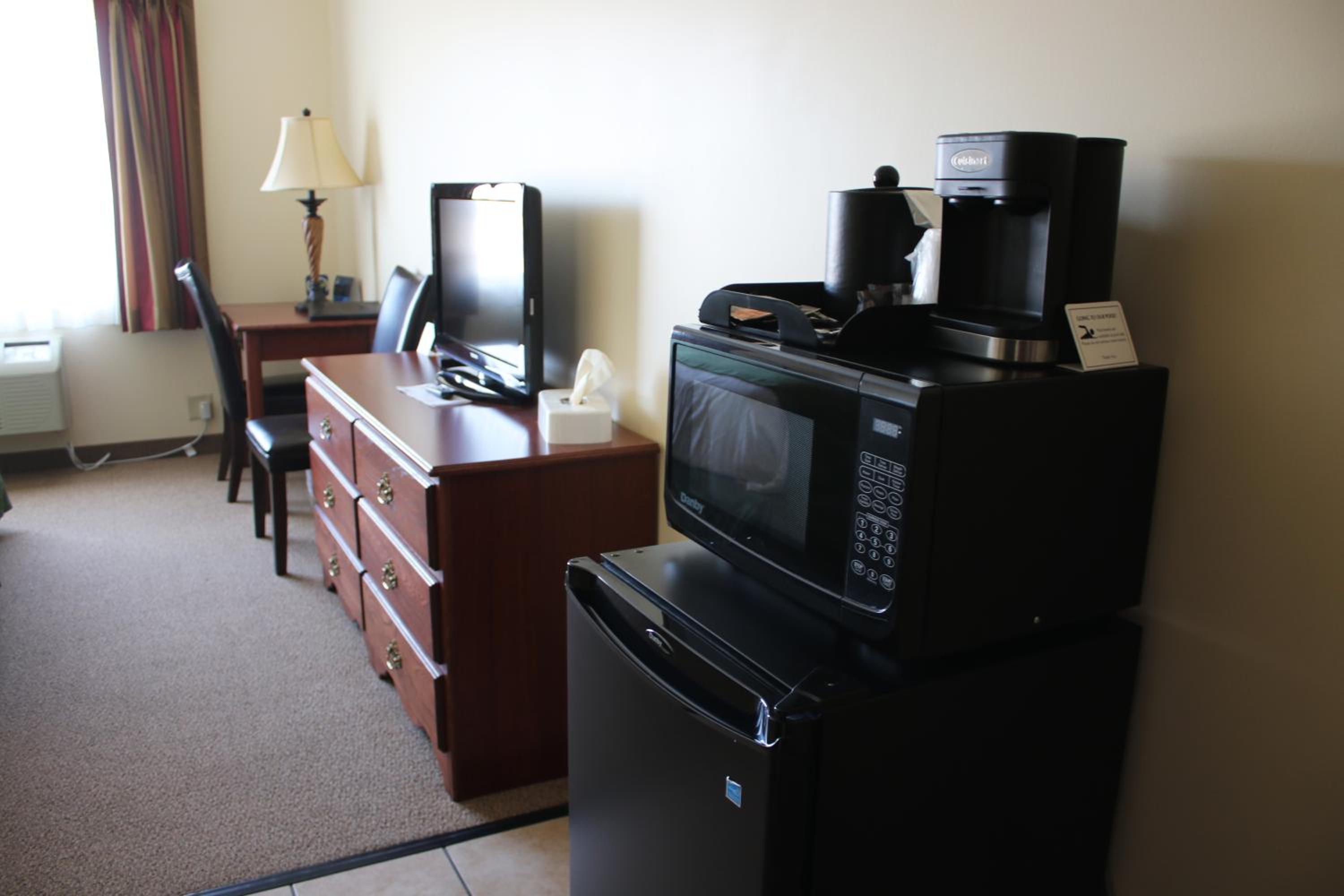 Queen Room - Disability Access photo 2