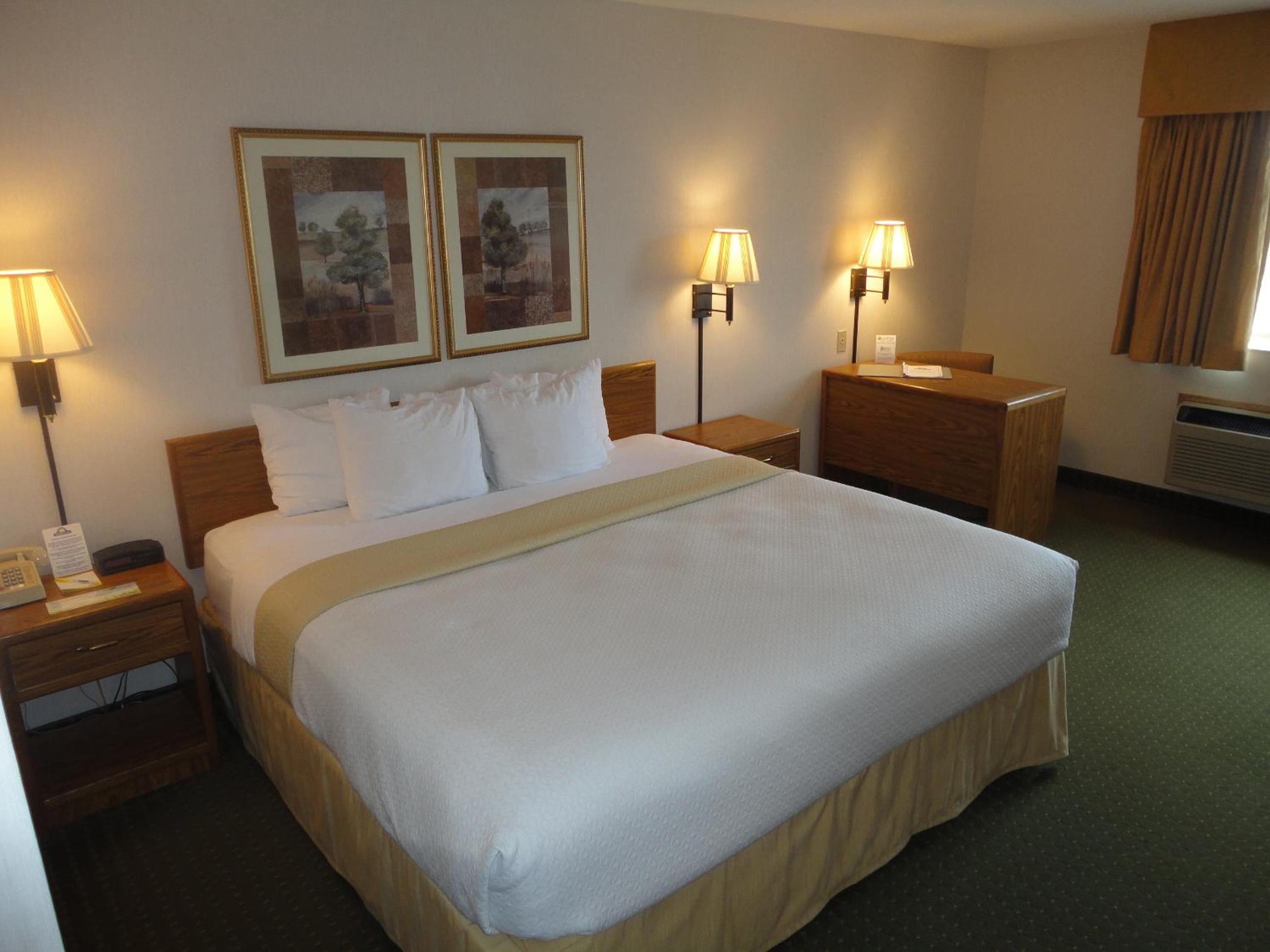 Queen Room - Disability Access/Non-Smoking - Photo 1