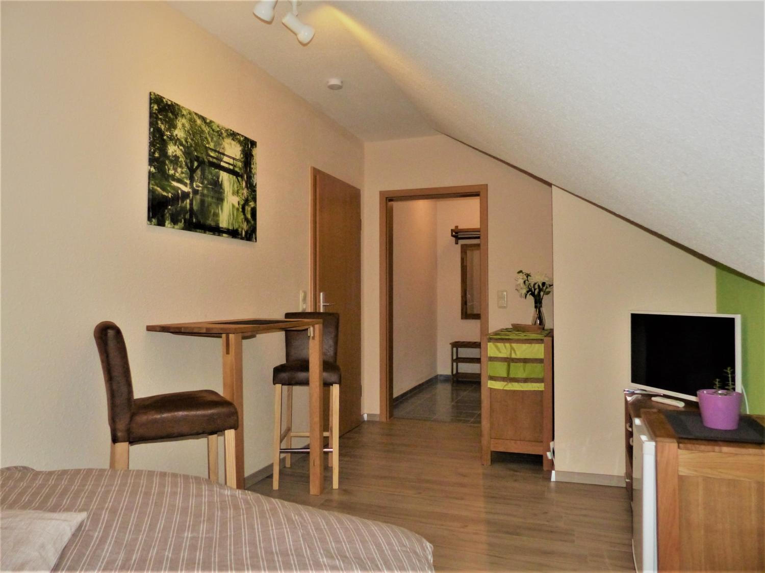 Small Double Room photo 3