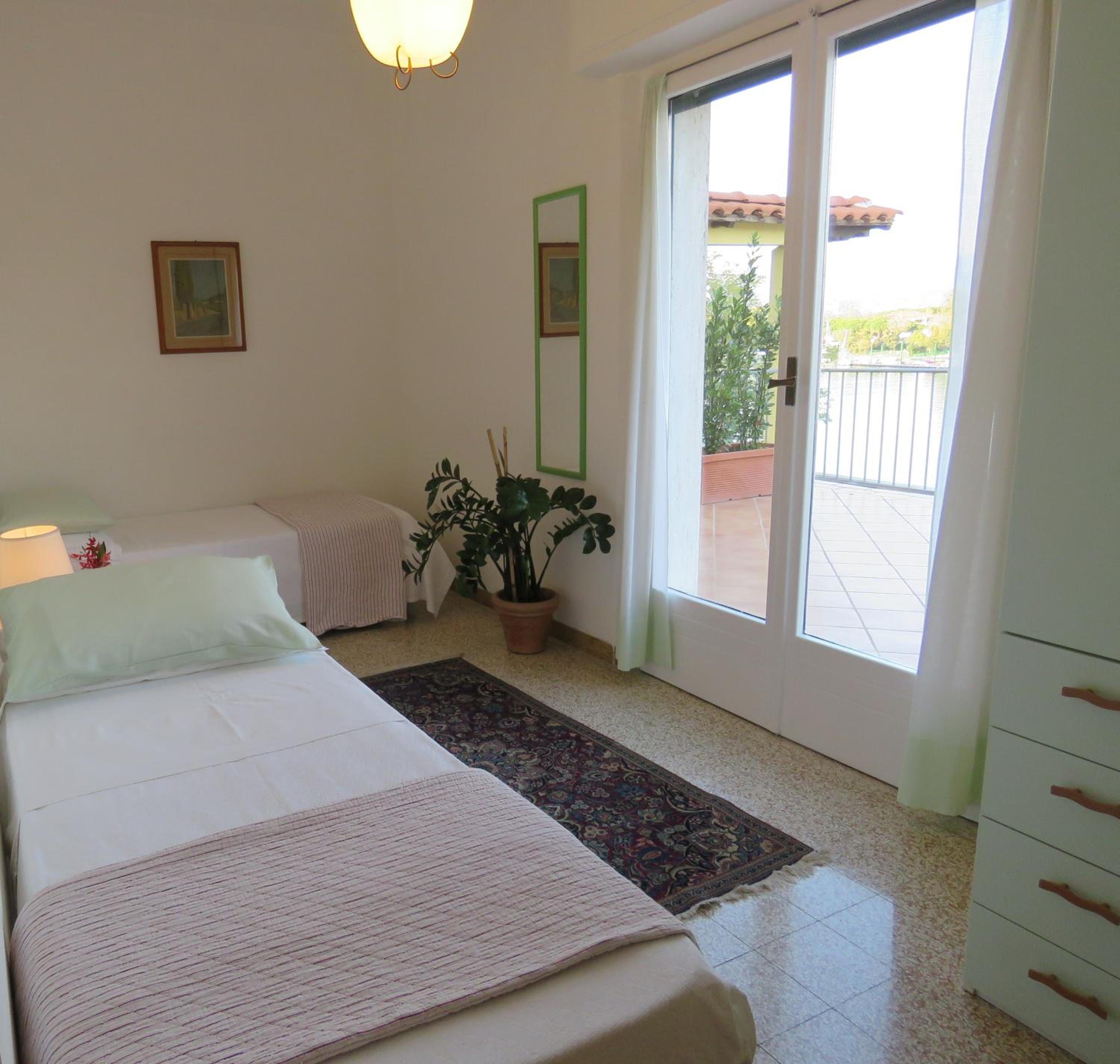 Two-Bedroom Apartment with Terrace photo 1