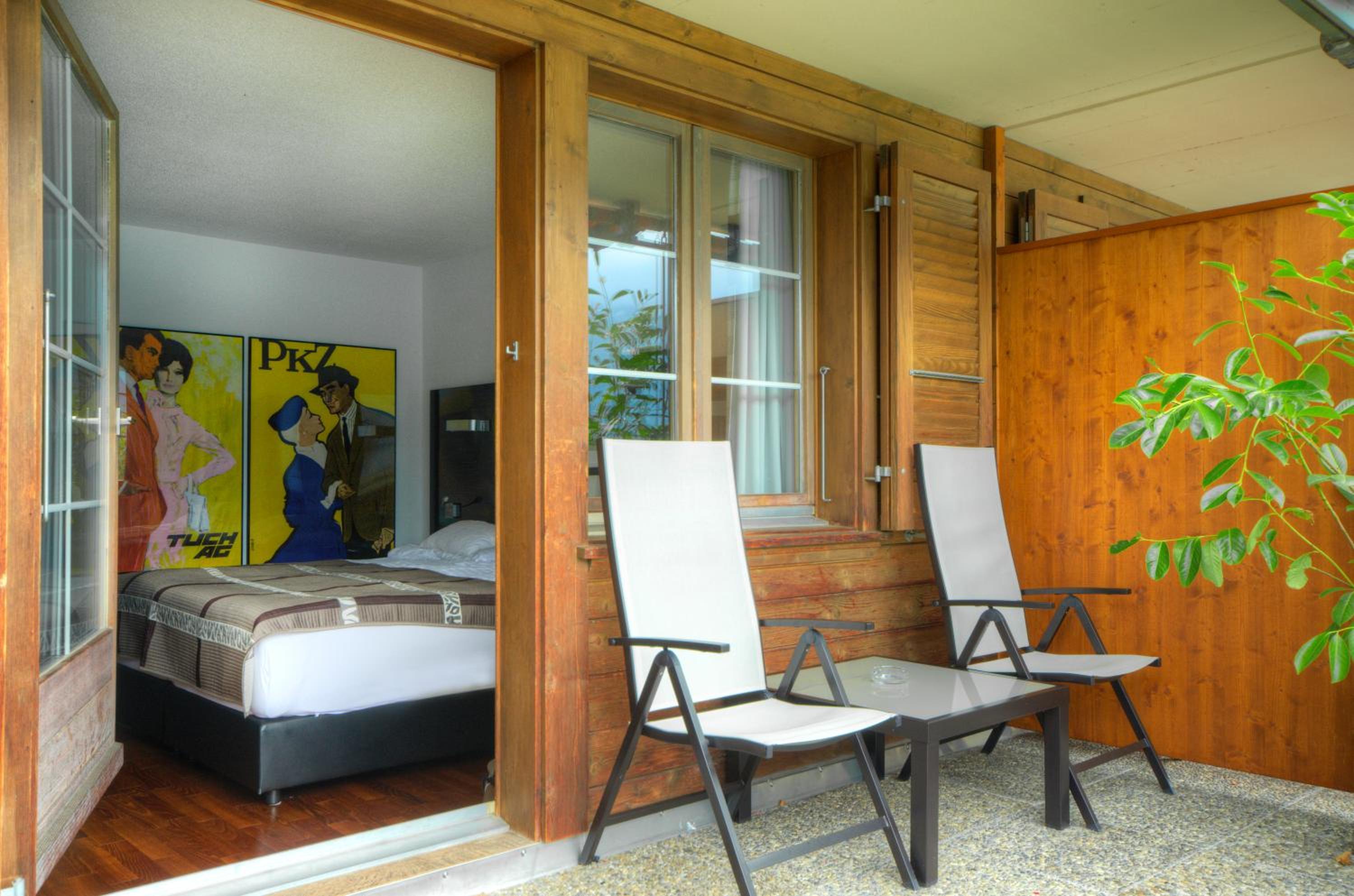 Double Room with Balcony and Lake View - Photo 3