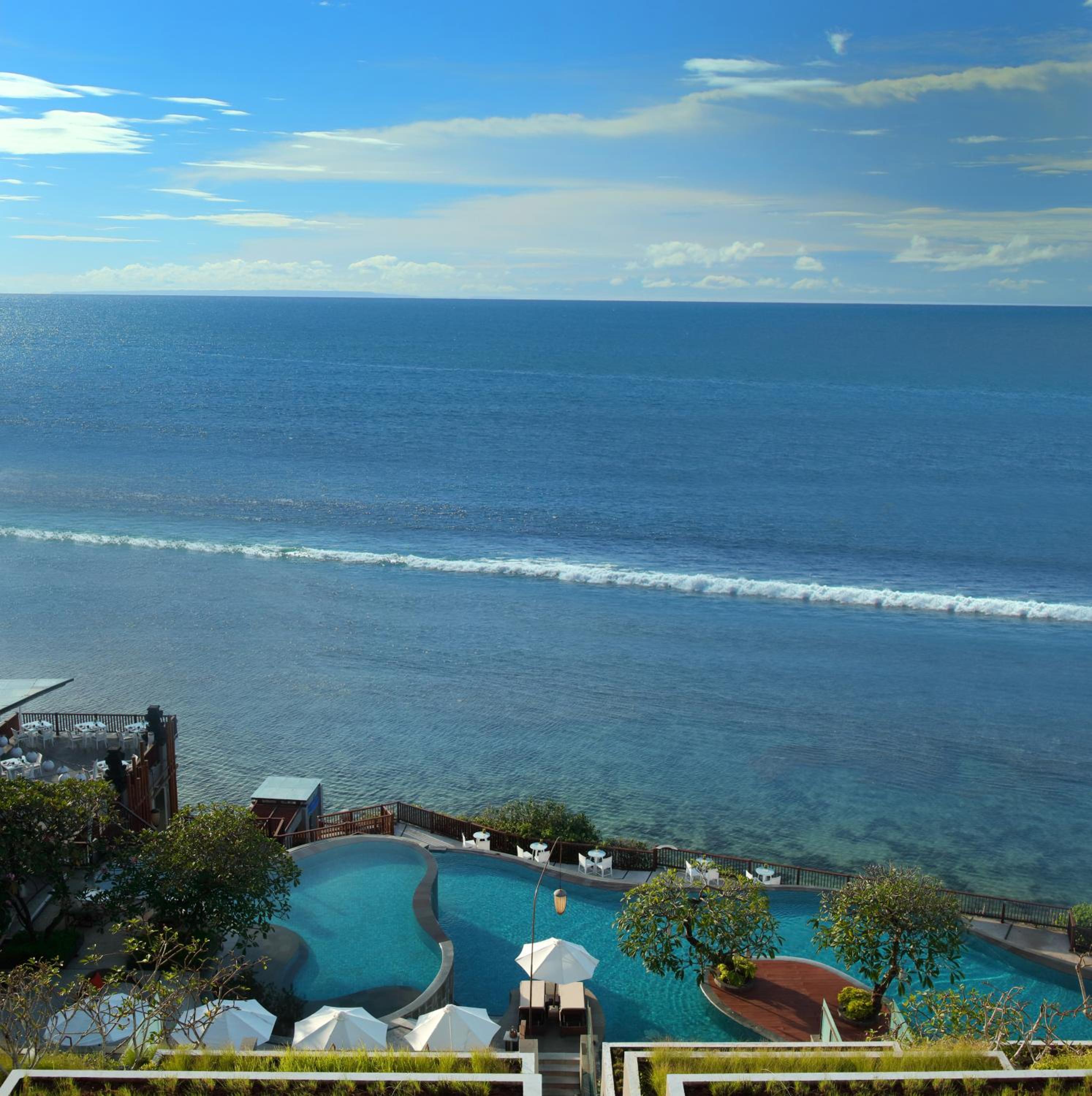 Ocean Front Suite with Free Benefits - Photo 7