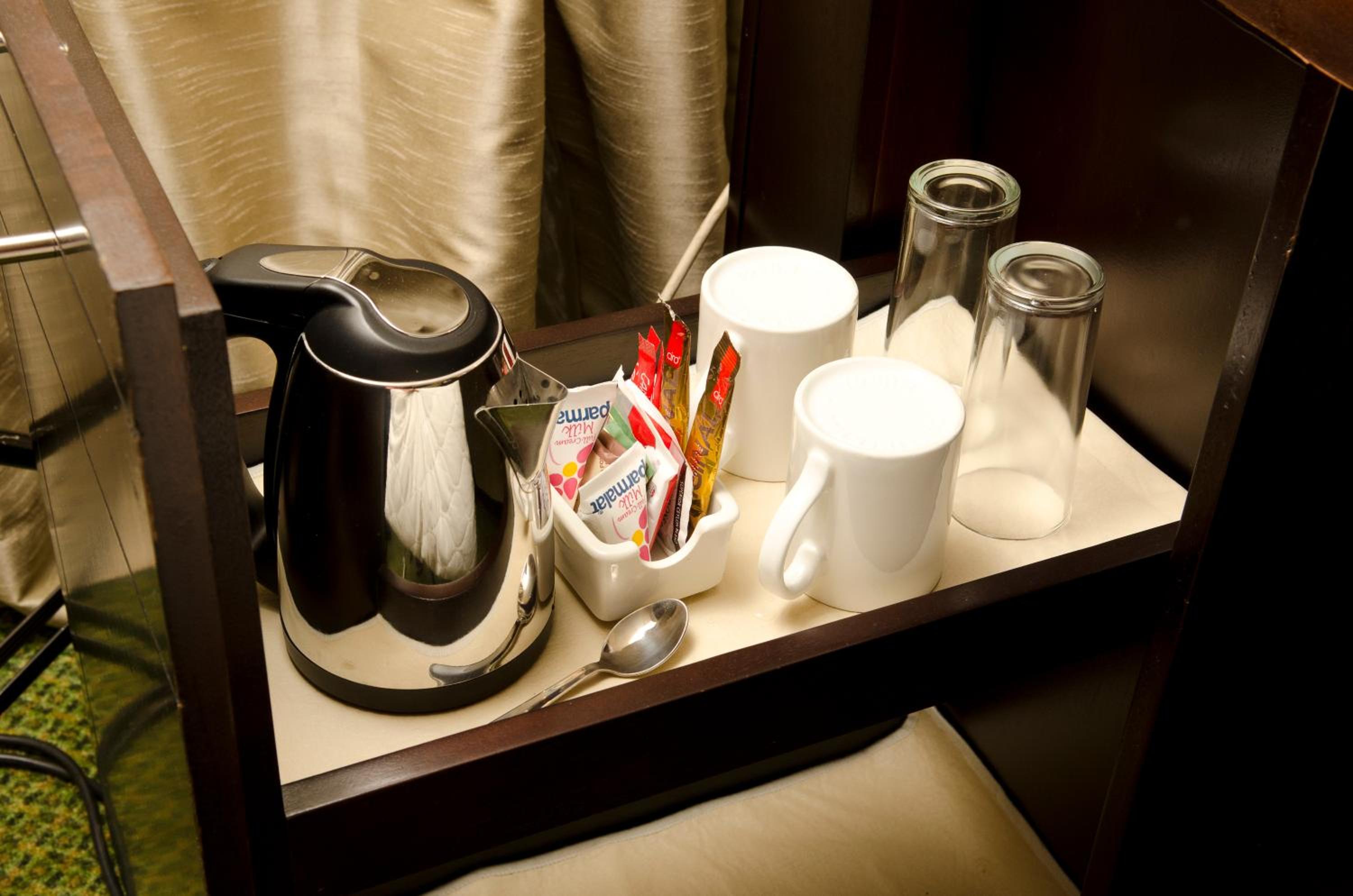 Deluxe Queen Room photo 2