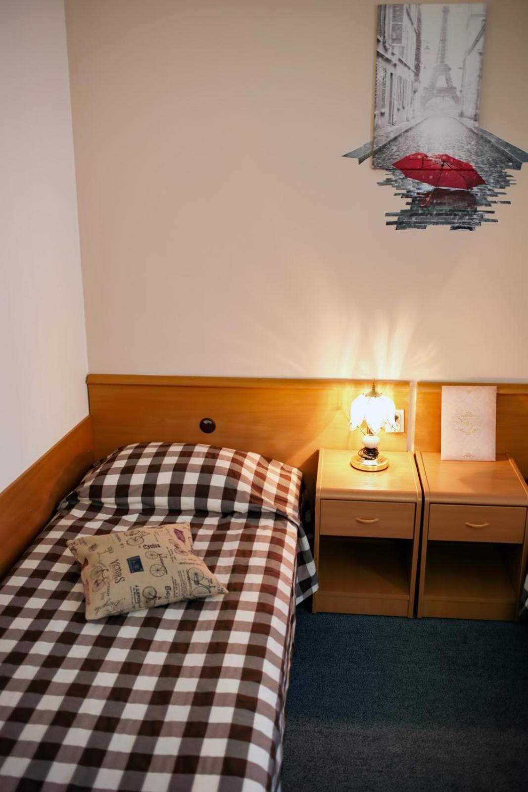 Triple Room - Photo 5
