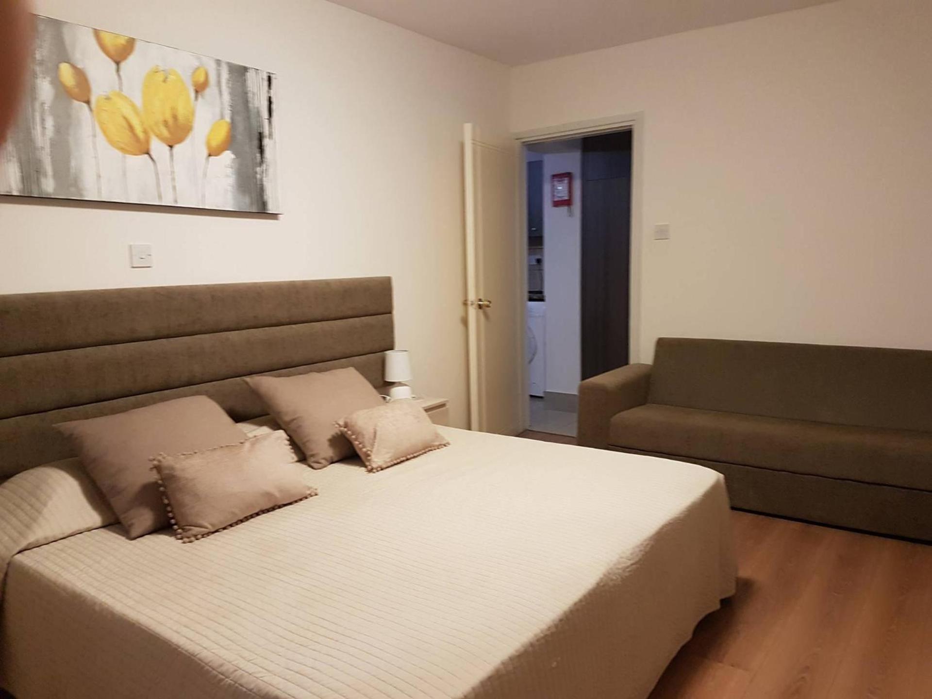 Two-Bedroom Apartment photo 2
