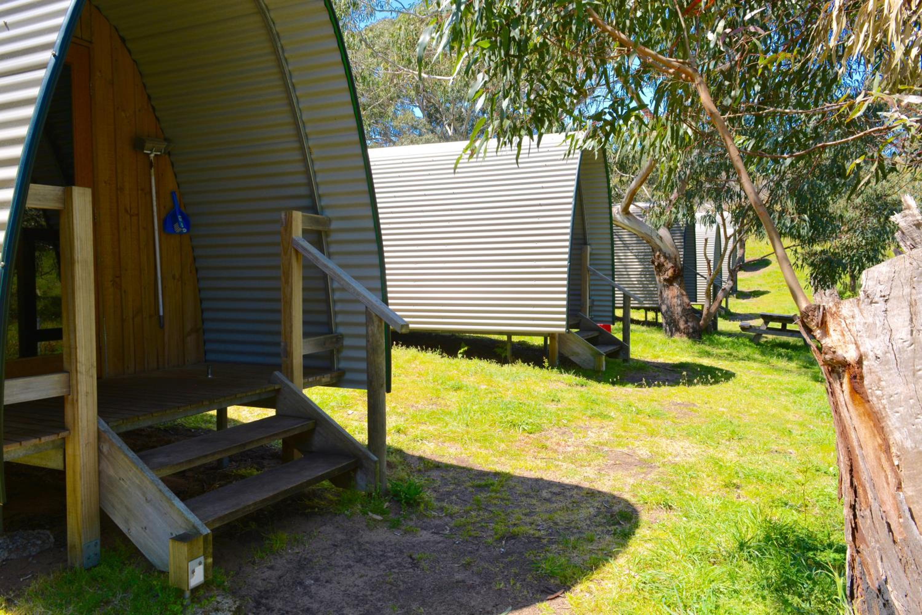 Camping Pod with Shared Bathroom (No linen or electricity supplied) photo 2