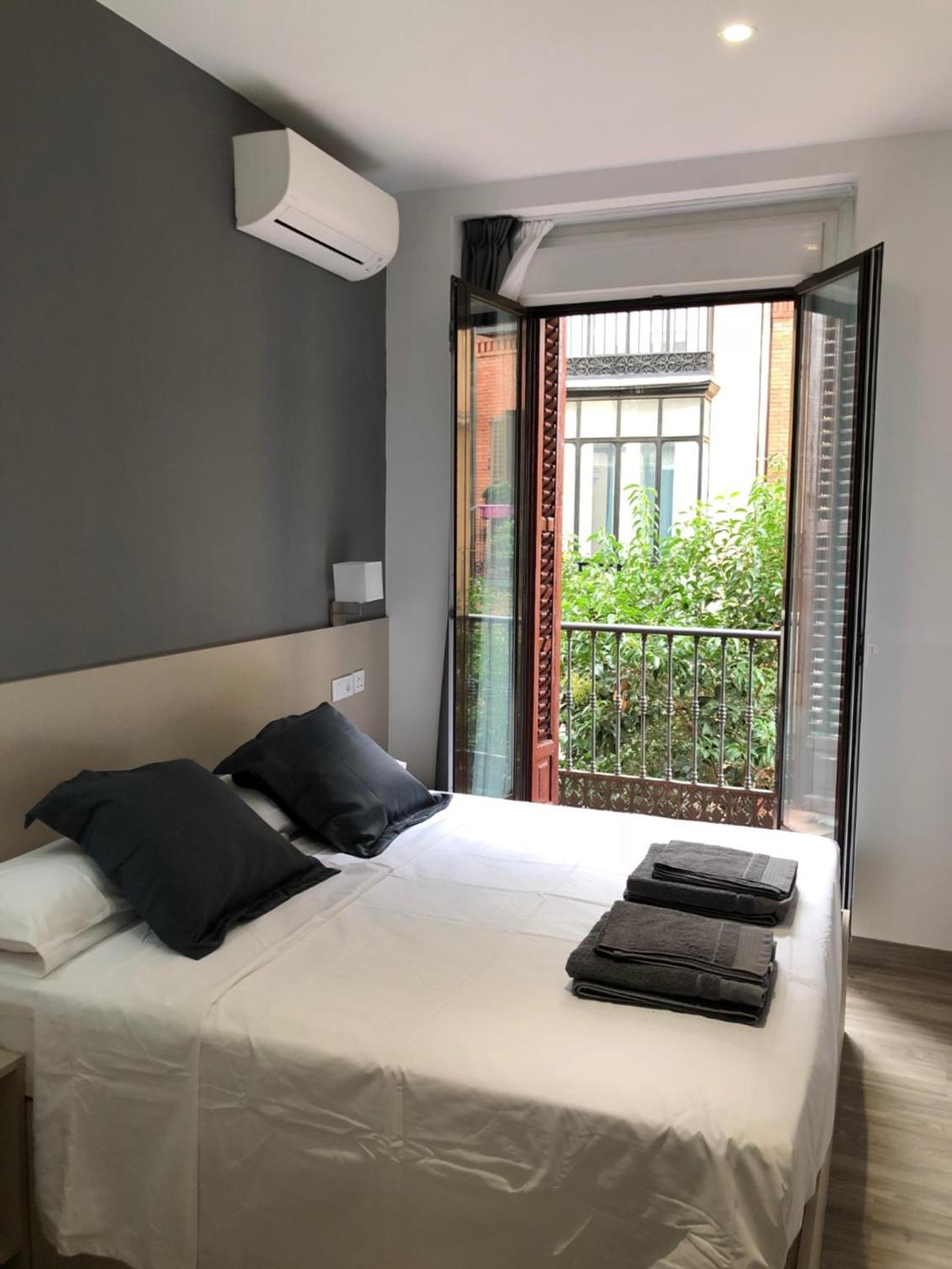 Double Room With Balcony photo 3