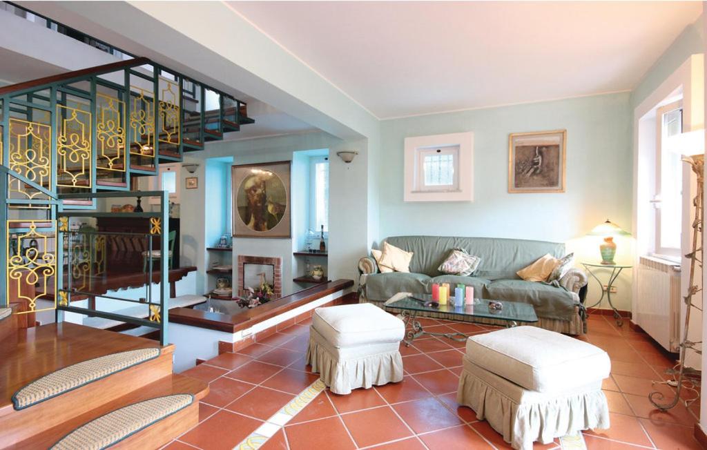 Villa with Private Pool photo 3