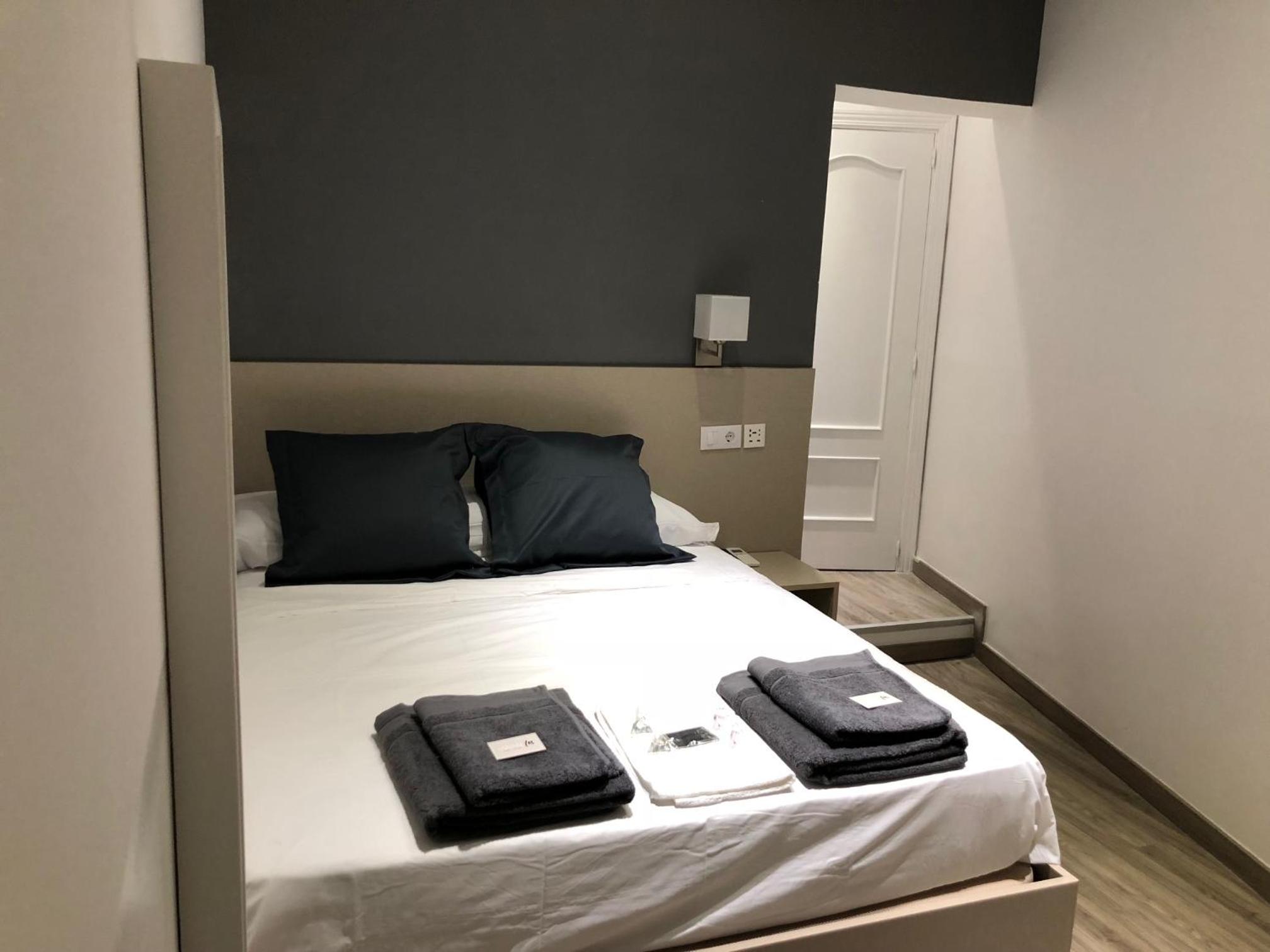 Habitación Doble Económica sin Ventana