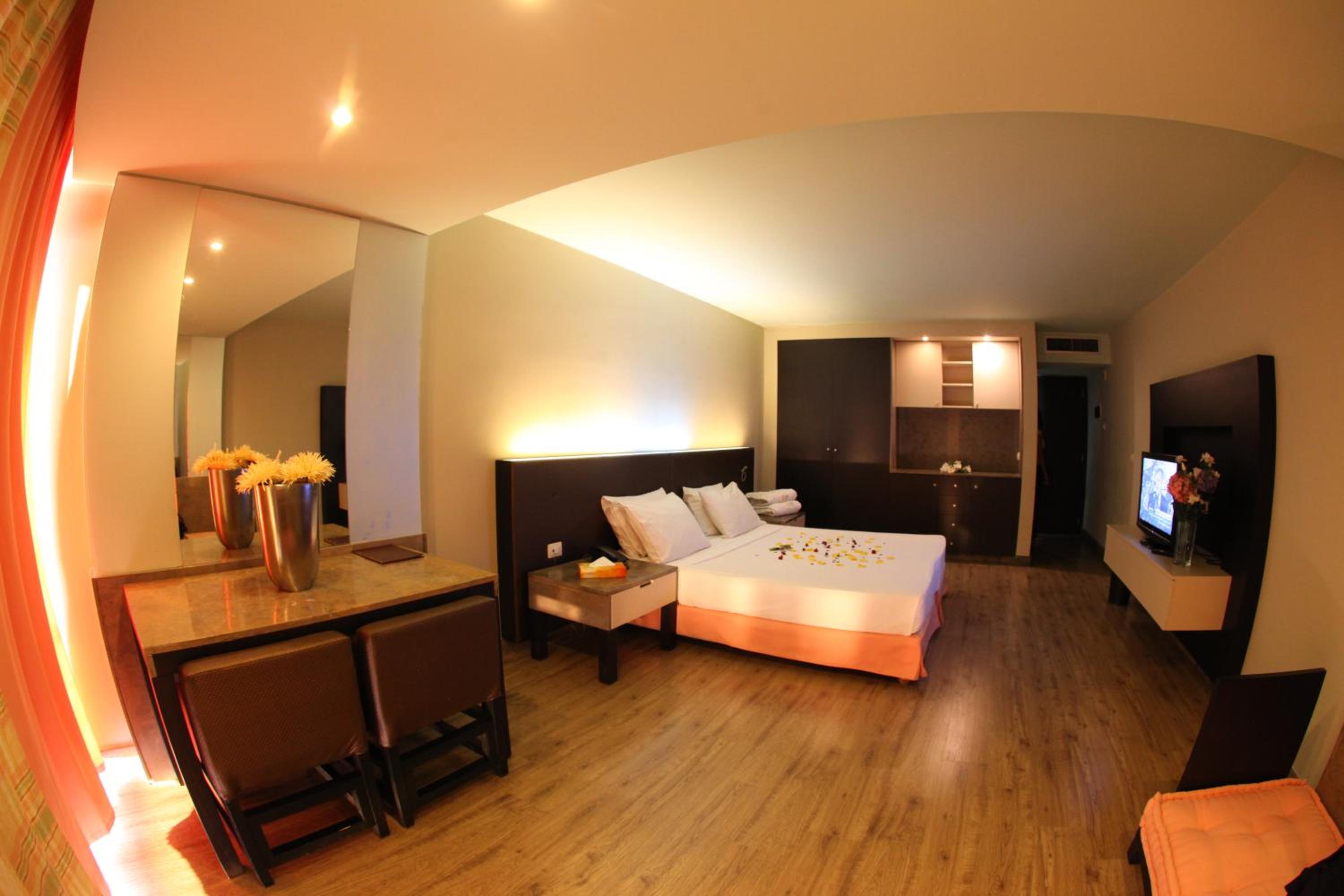 Junior Suite with Balcony