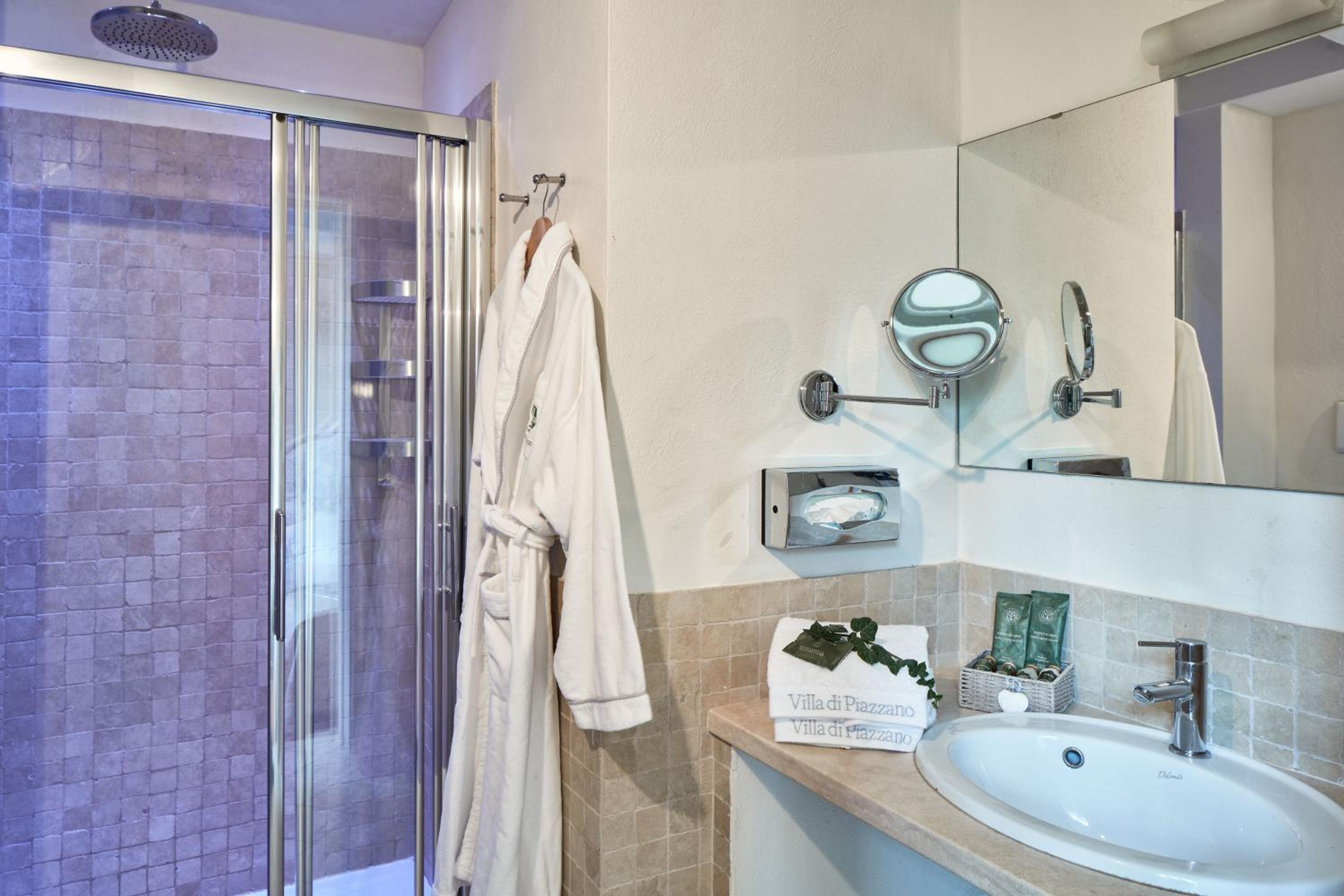 Classic Double Room - Photo 5