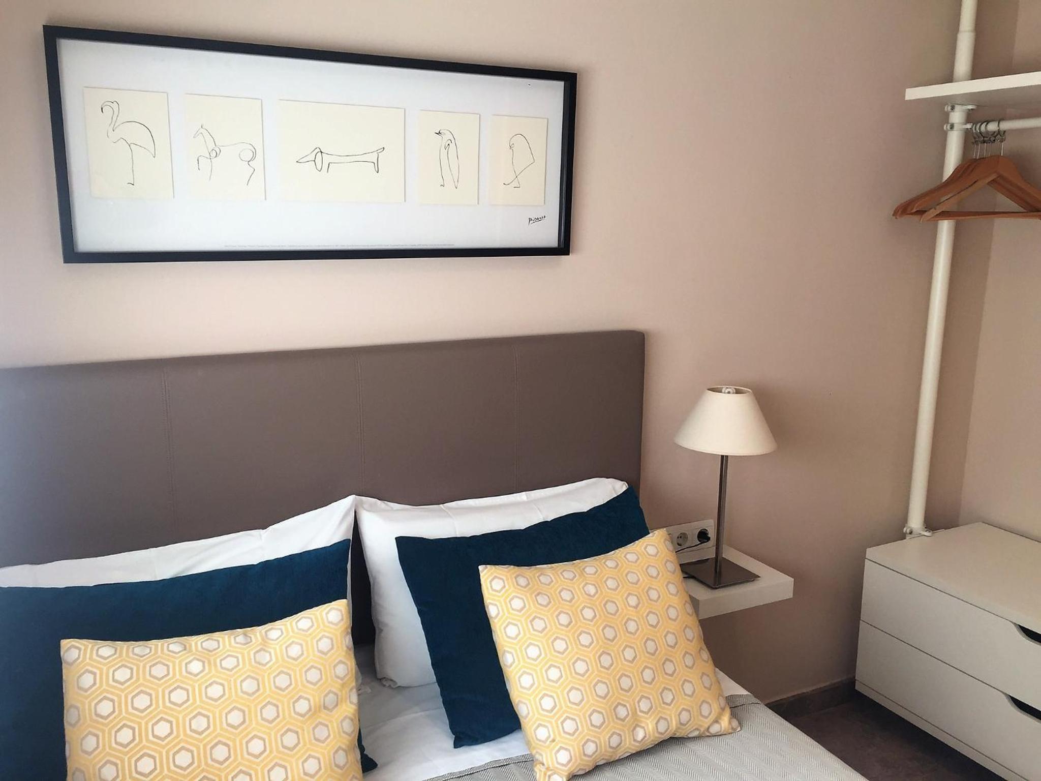 Two-Bedroom Apartment (5 Adults) - Photo 2