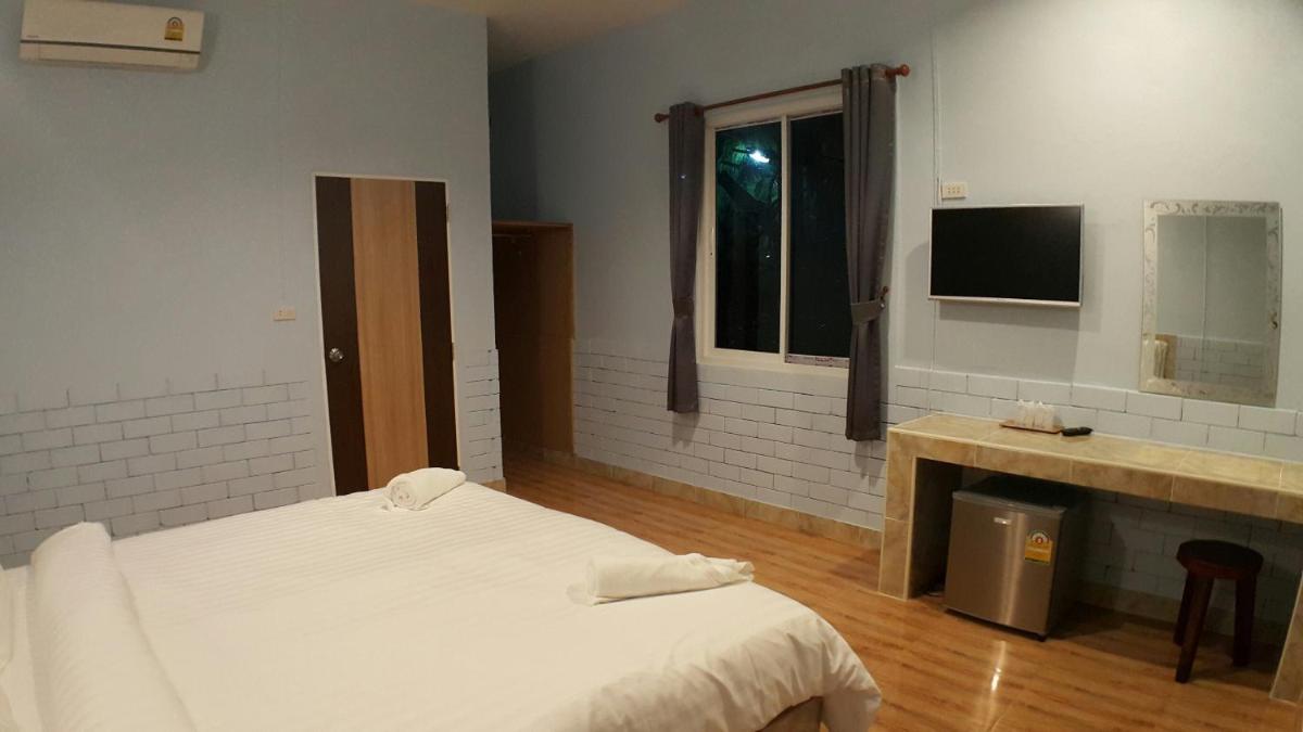 Small Double Room photo 3