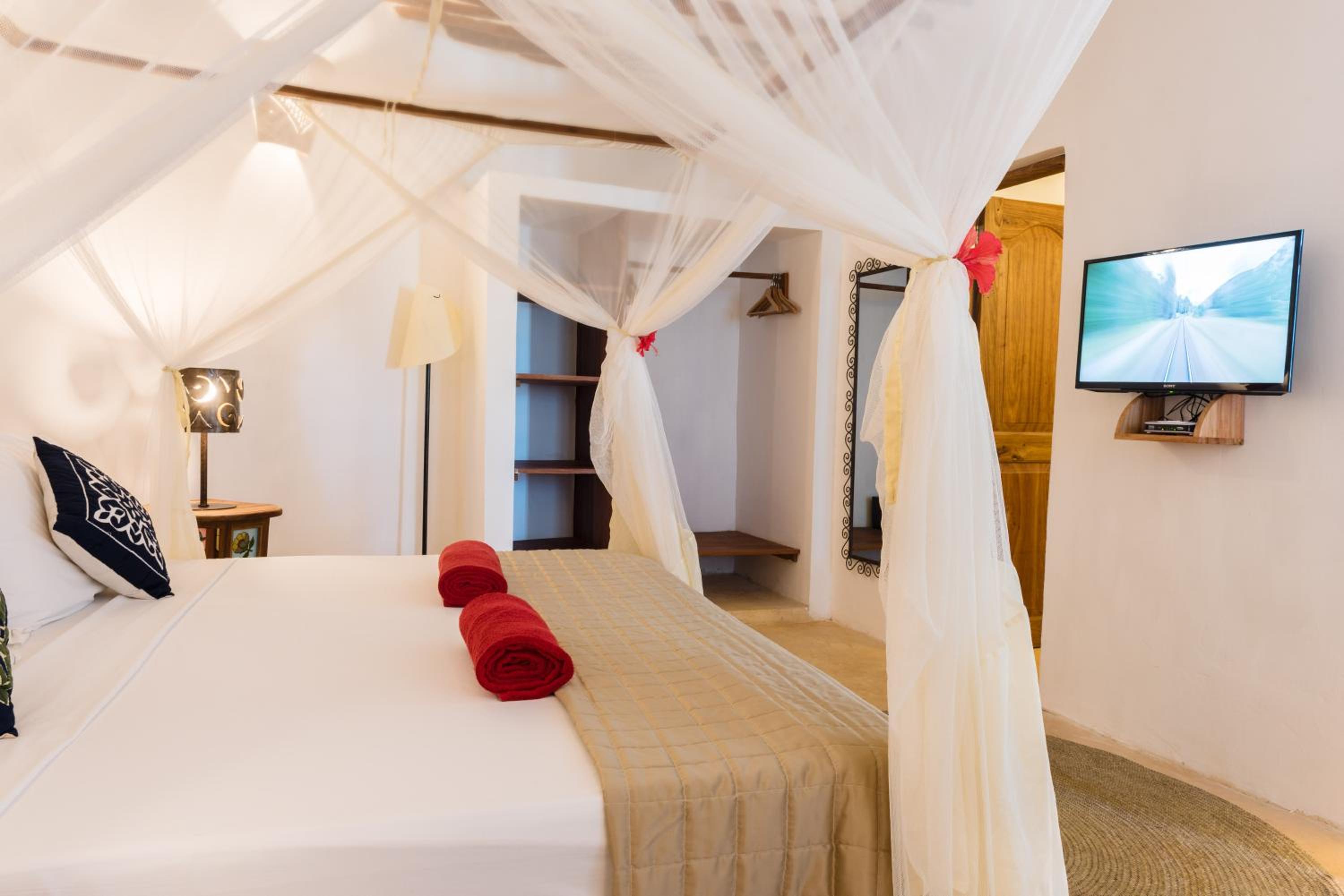 Superior Double Room with Sea View and Balcony