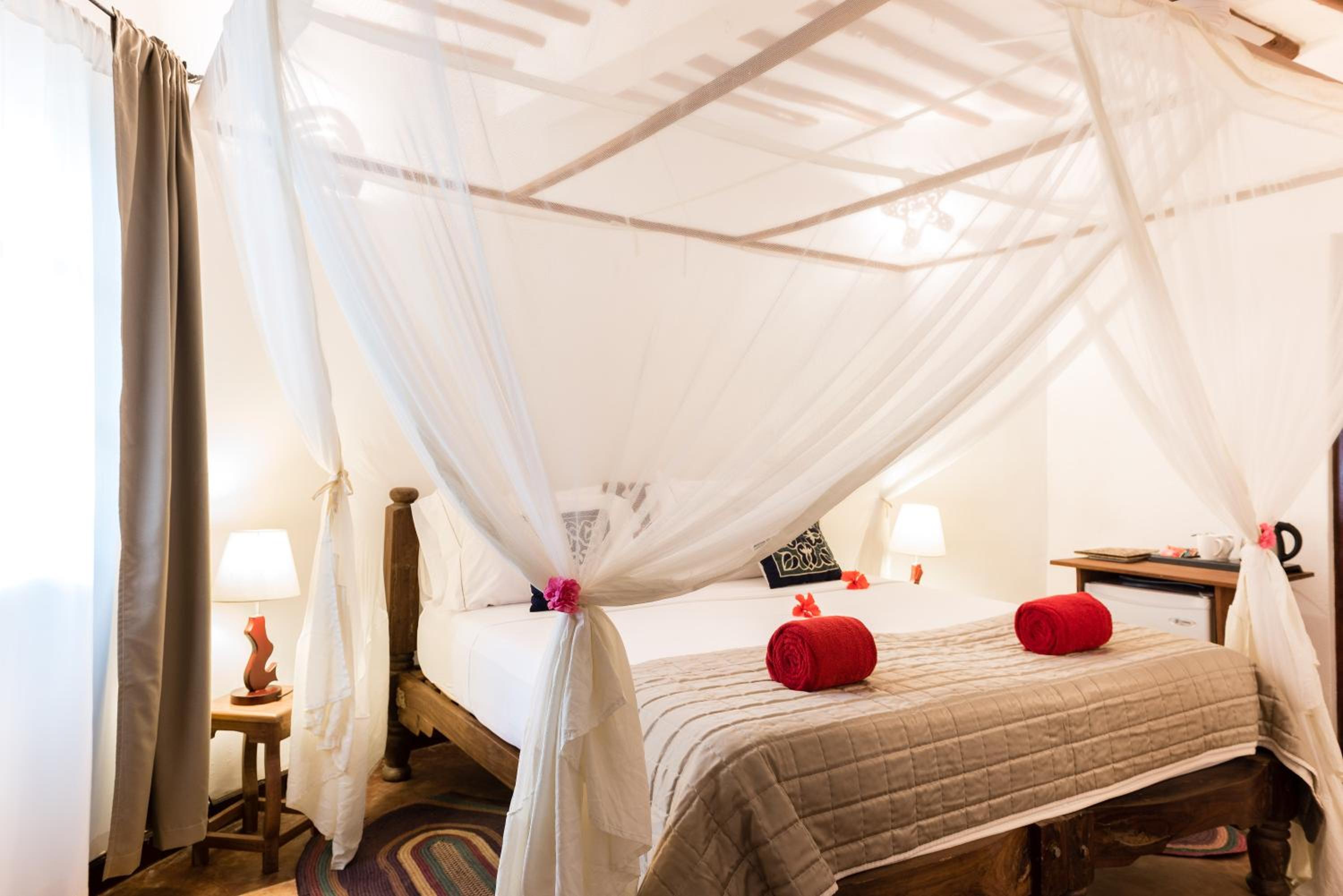 Economy Double Room with Garden View