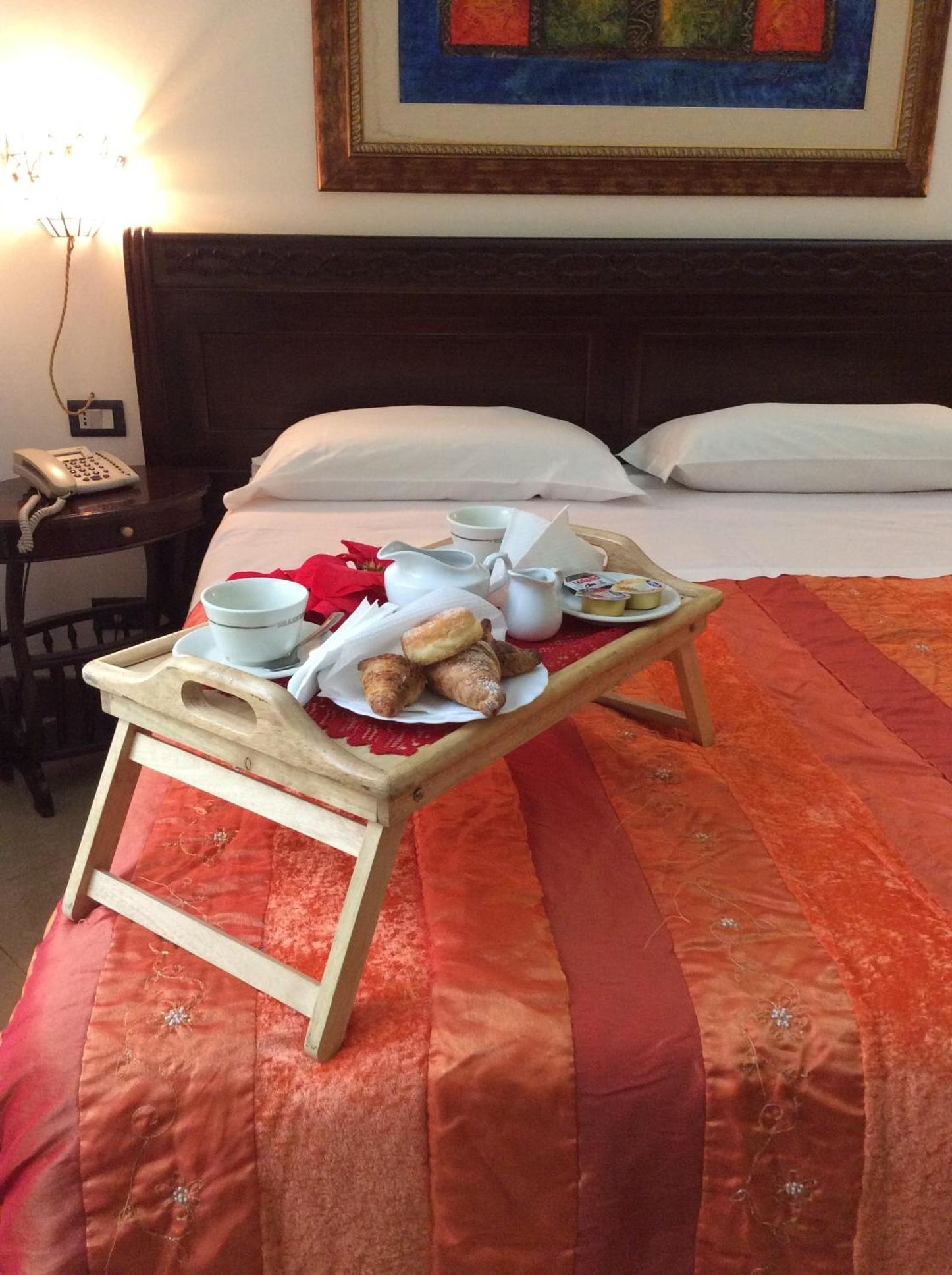 Double or Twin Room - Photo 1