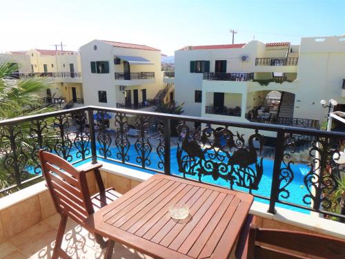 Standard Double Room with Pool View photo 1