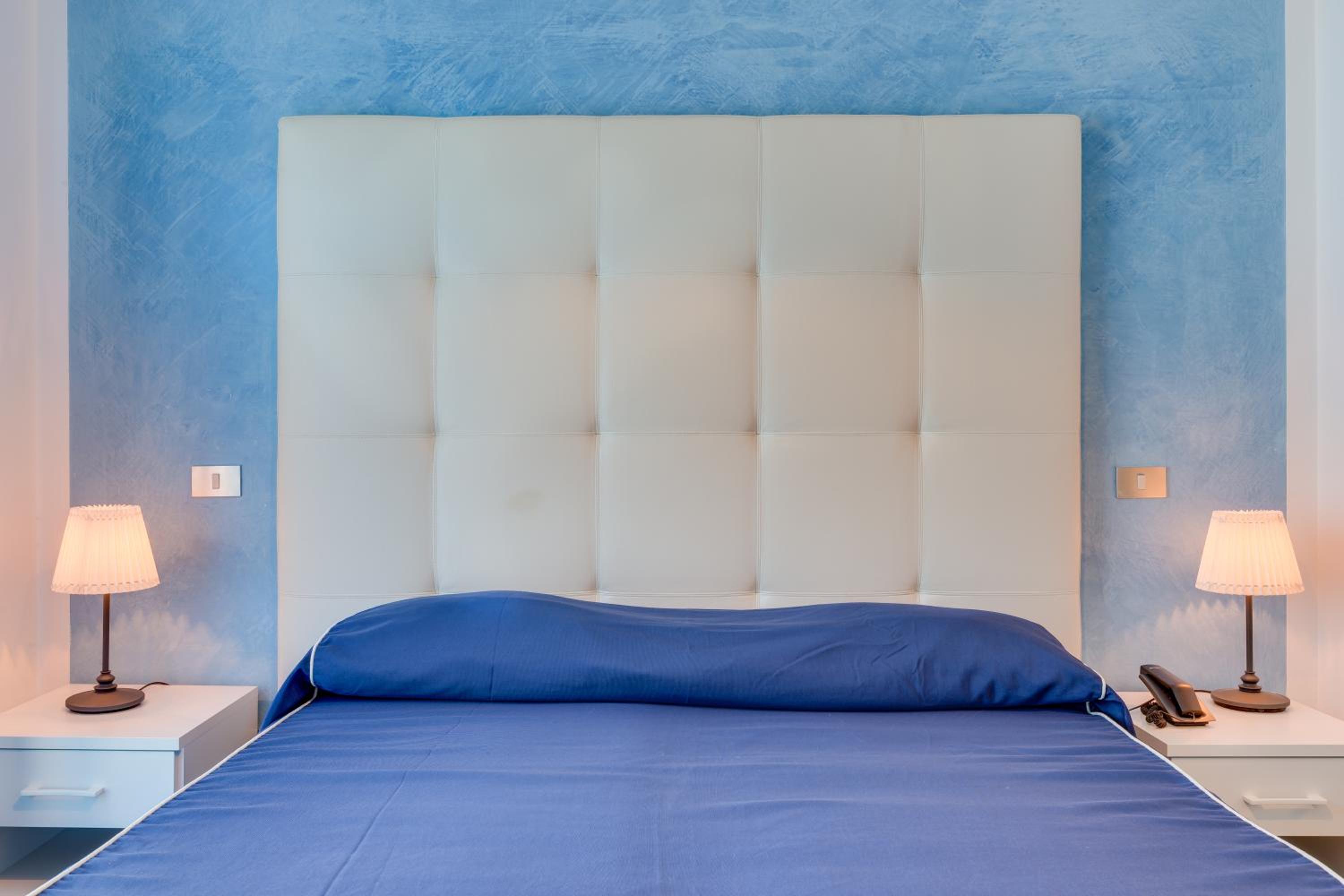 Double or Twin Room with Partial Side Sea View