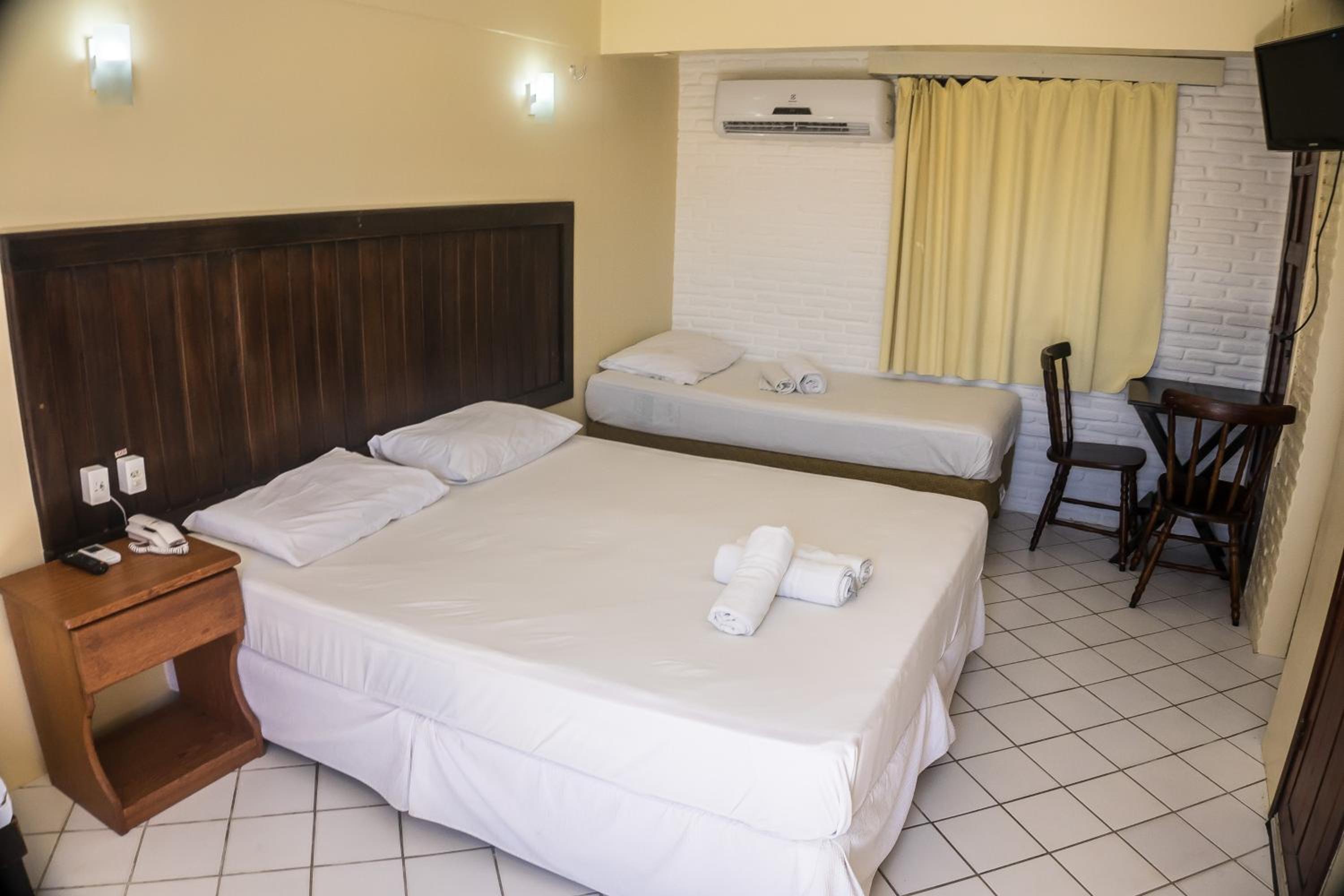 Deluxe Triple Room - Photo 8