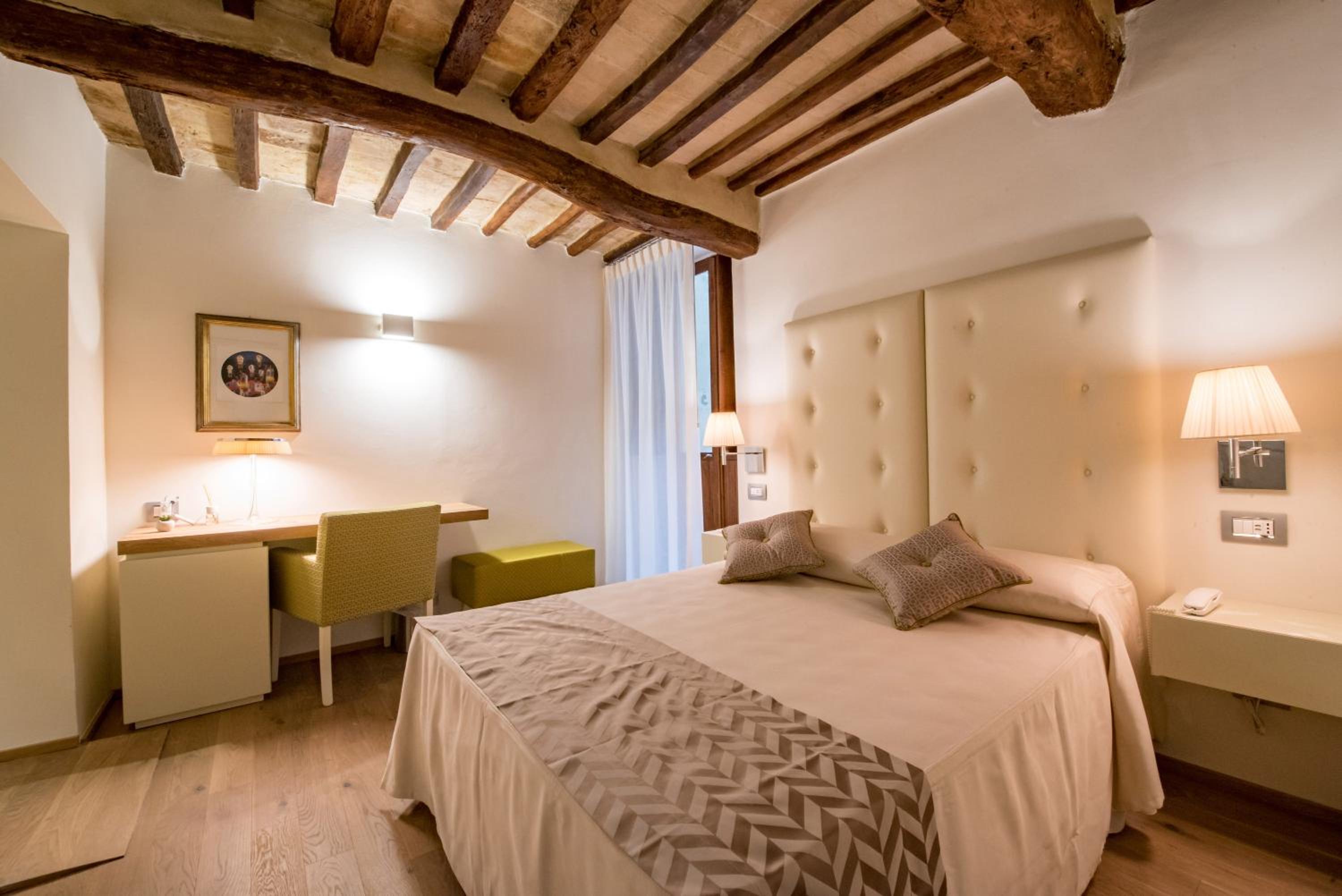Double or Twin Room photo 2
