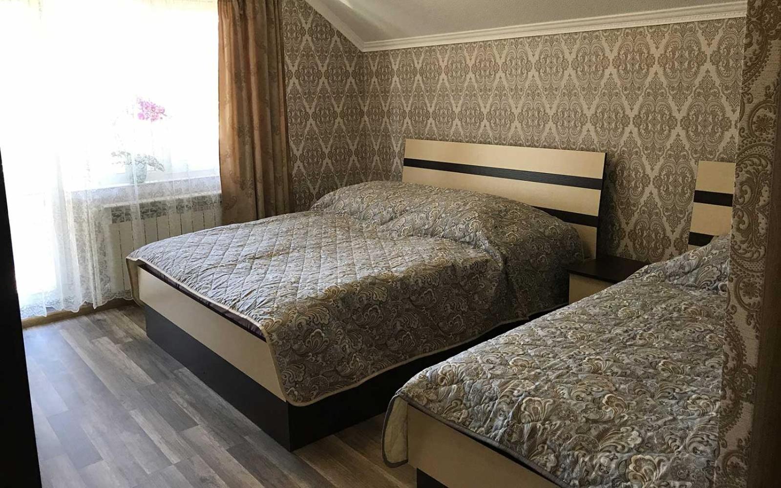 Triple Room with Private Bathroom photo 1