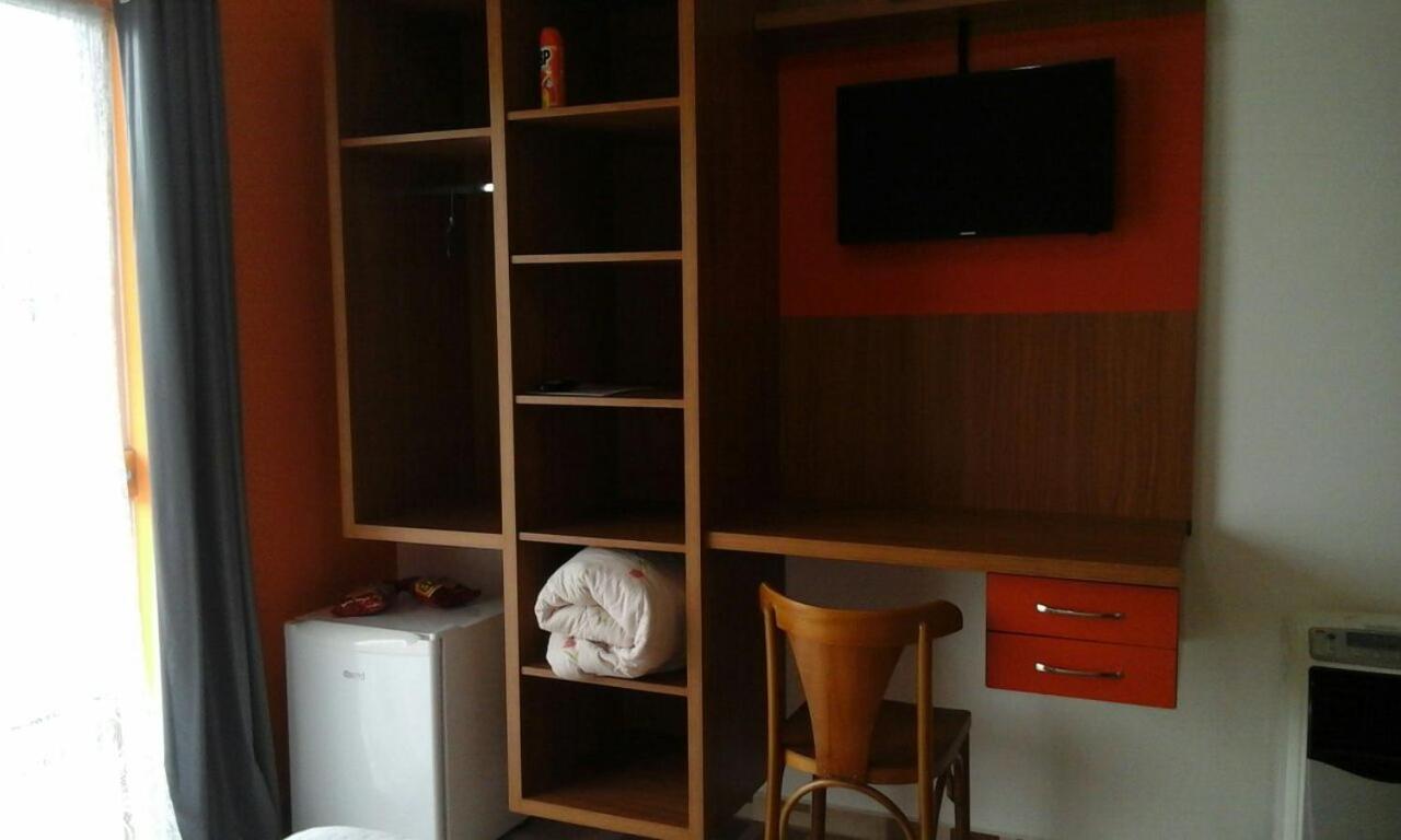 Double Room - Photo 7