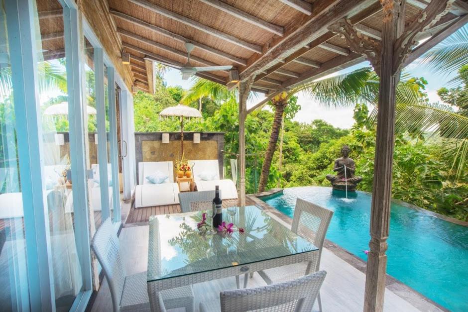Villa with Private Pool photo 2