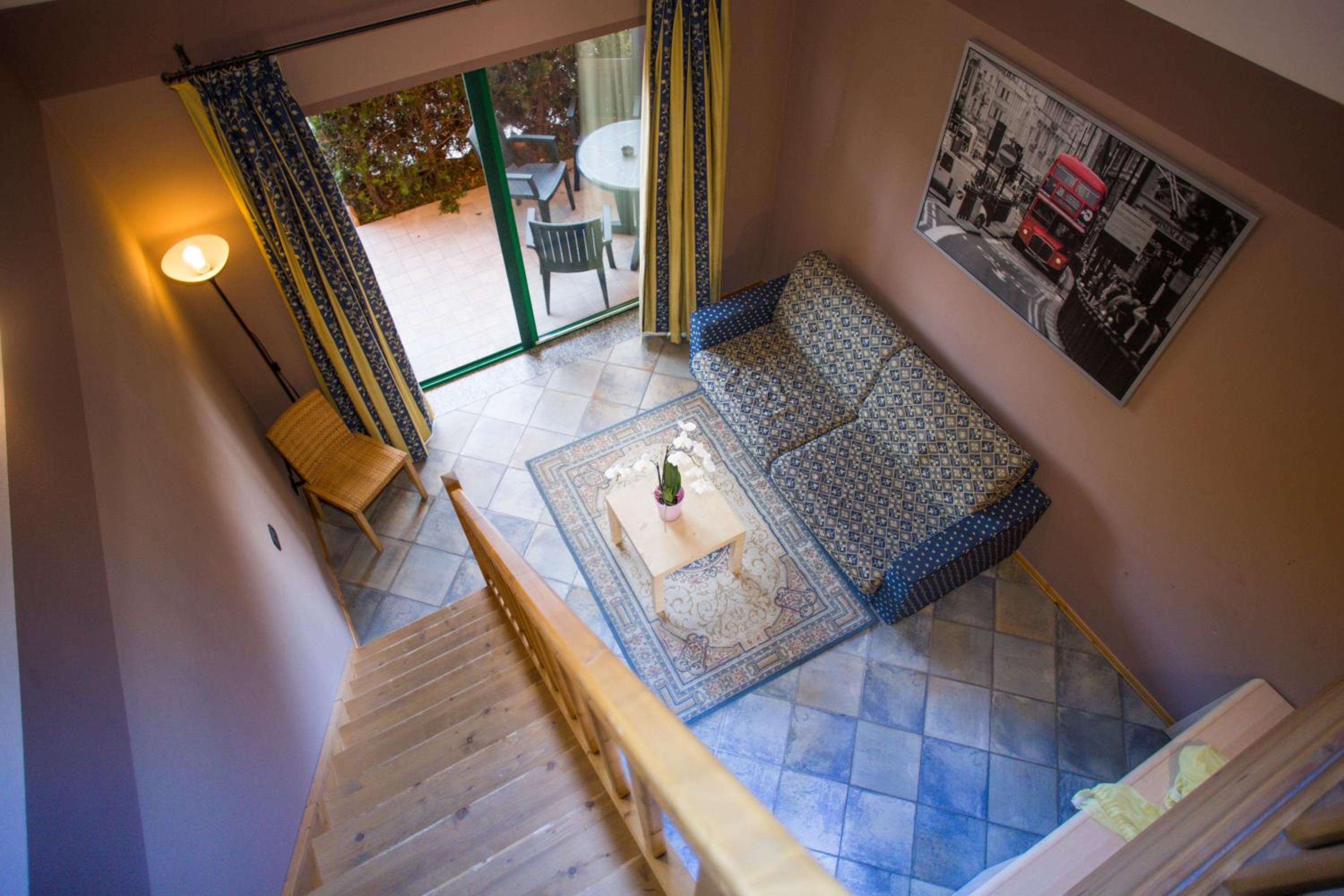 Duplex Quadruple Room